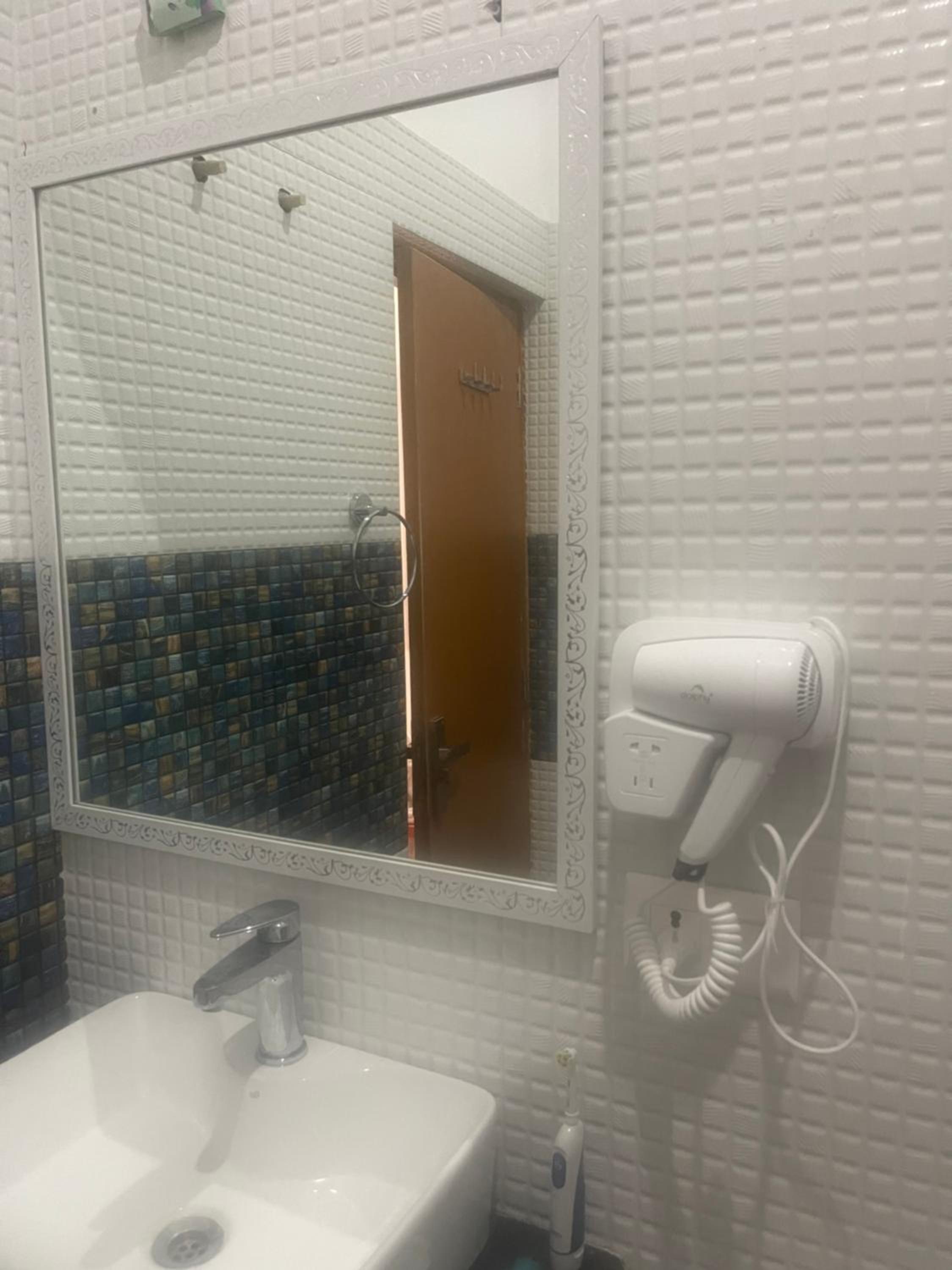 Double Room with Private Bathroom photo 2