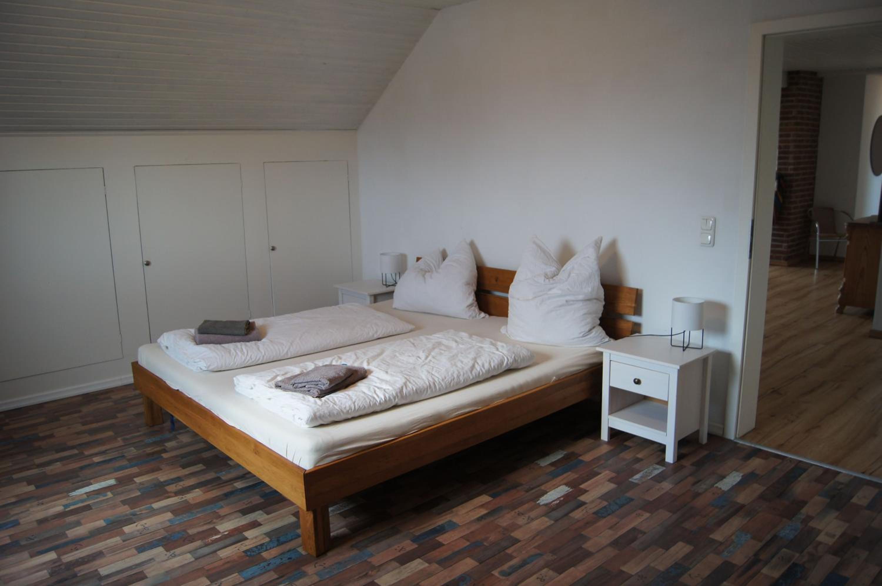 Apartment with Balcony photo 3