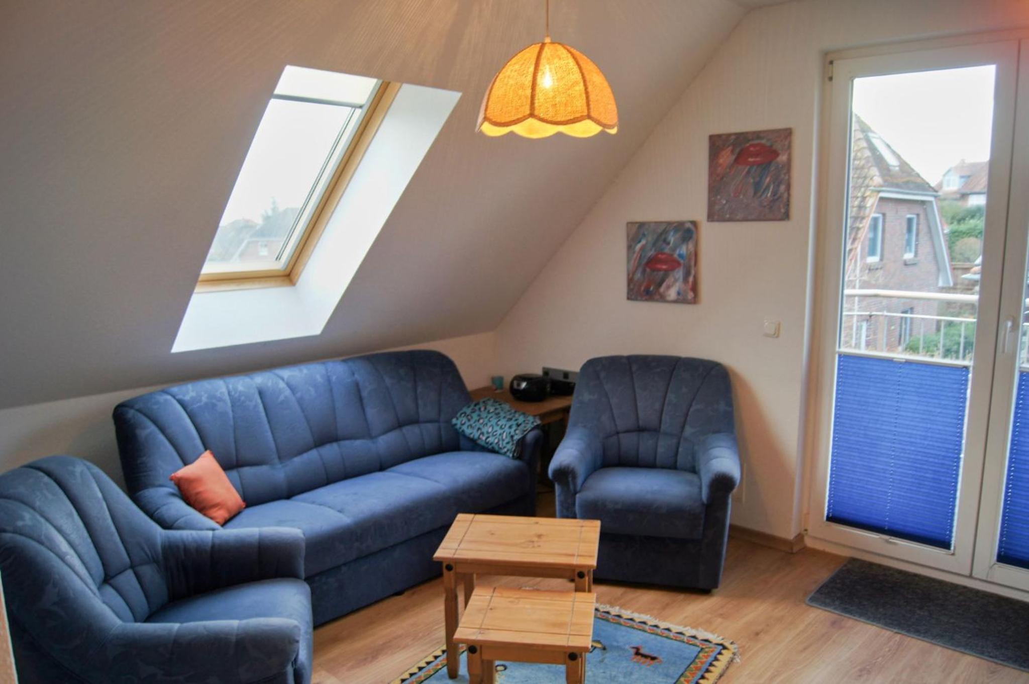 Apartment with Balcony photo 1