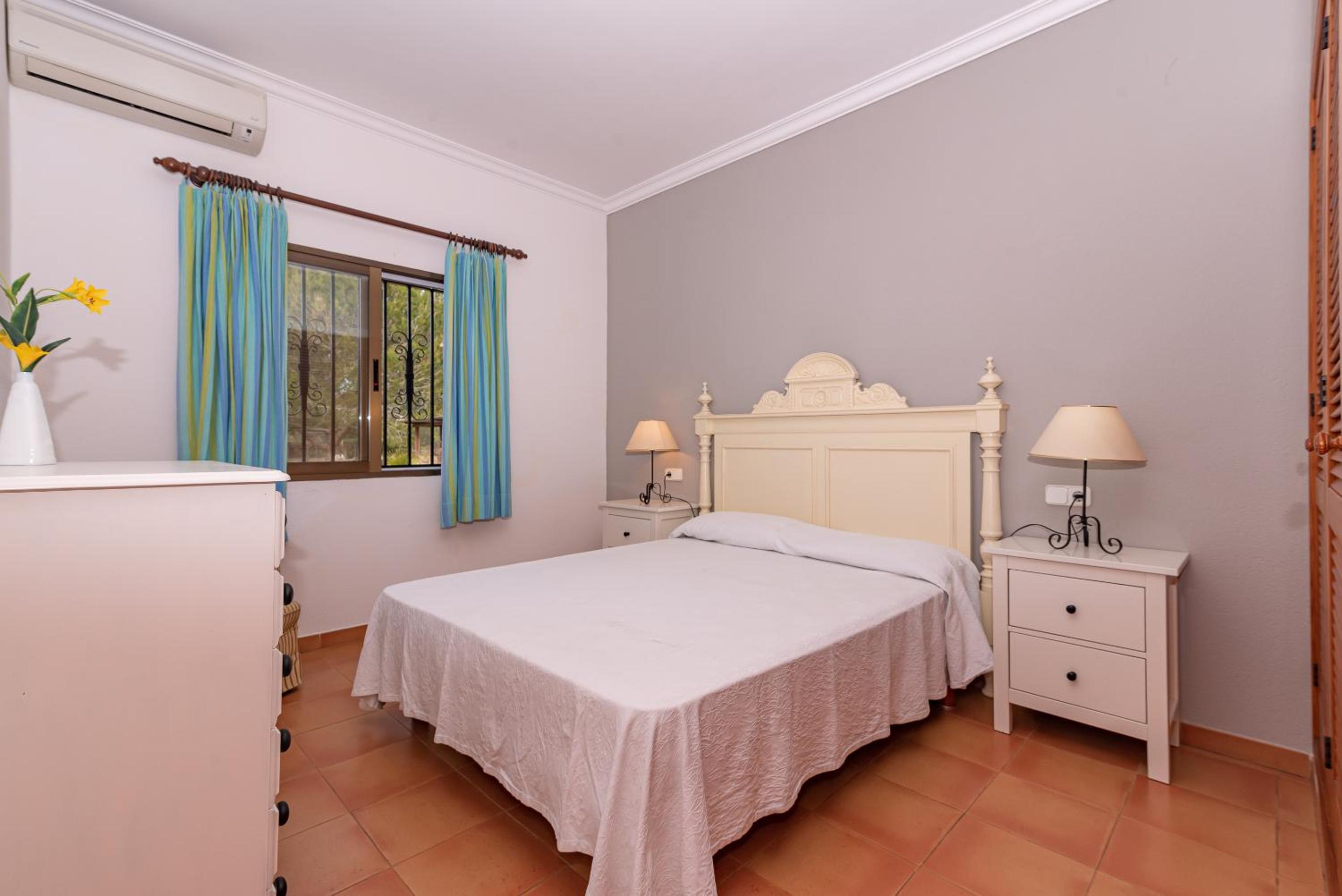 Villa photo 3