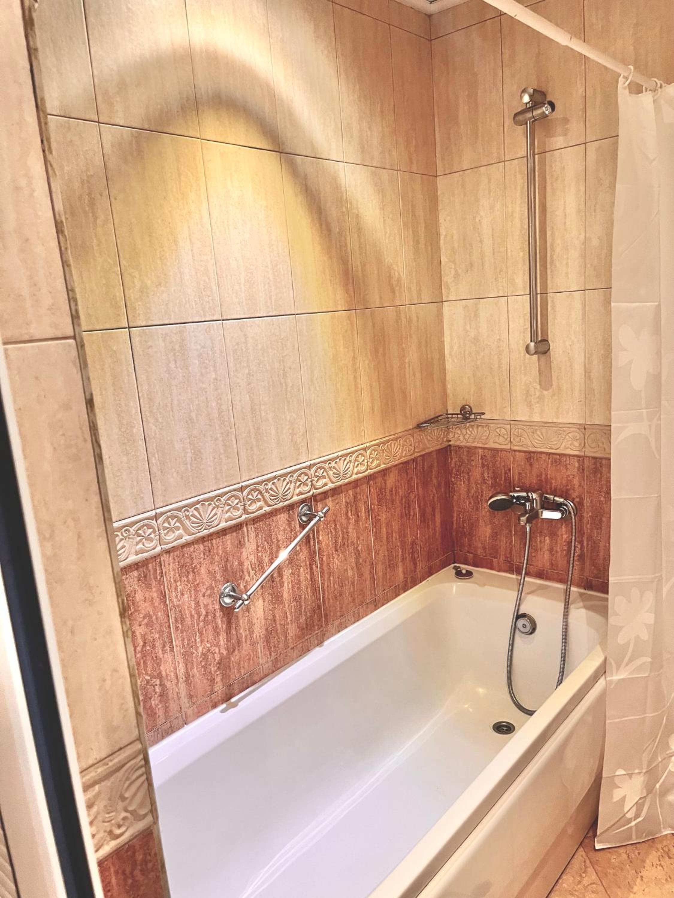 Suite with Bedroom - Photo 4