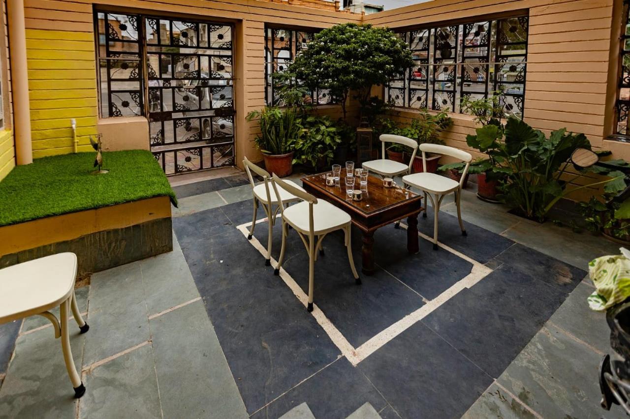 Deluxe Double Room with Balcony photo 3