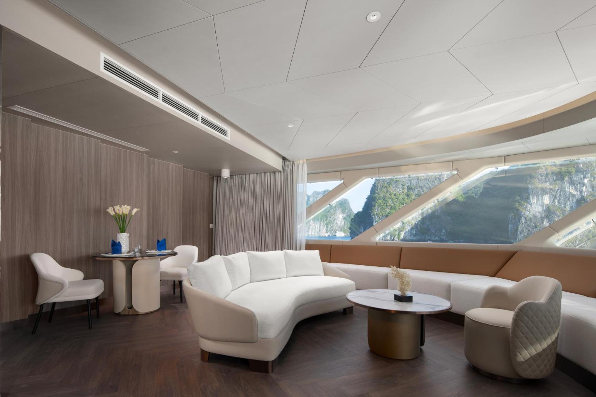 Oceania Suite - Photo 4