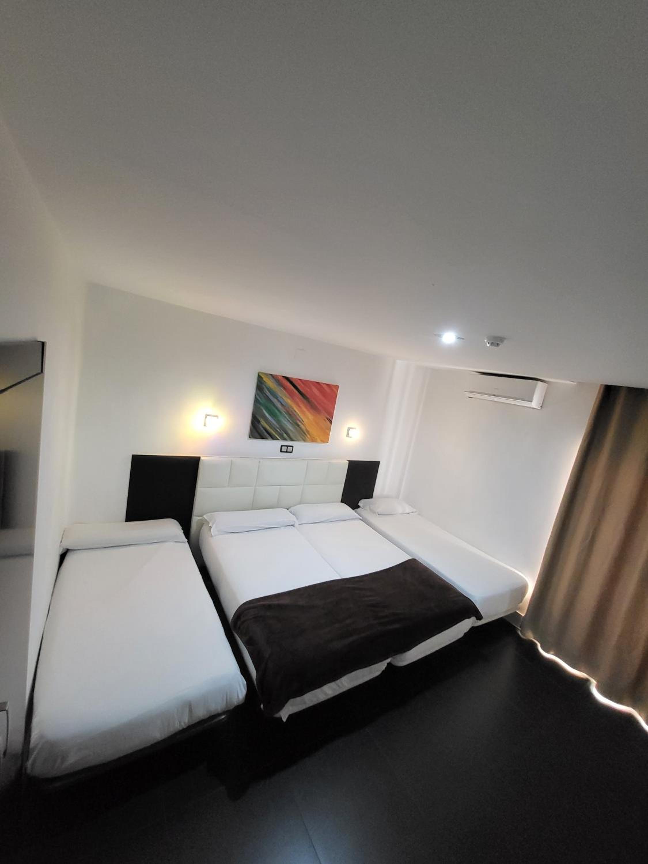 Quadruple Room with Sea View photo 3