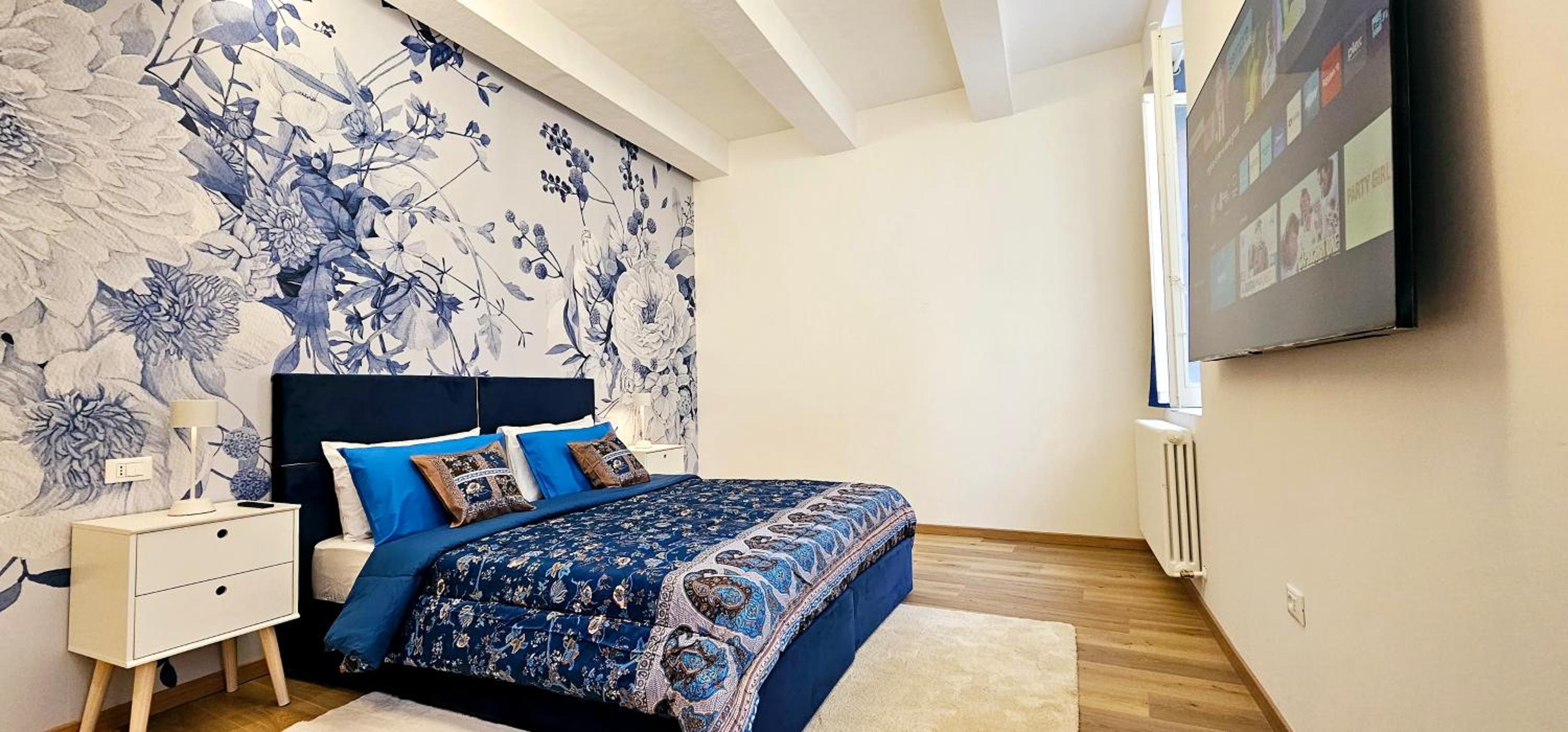 Three-Bedroom Apartment photo 1