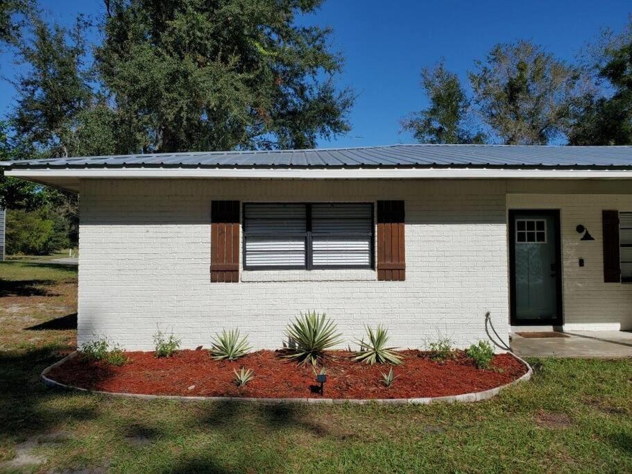 Two-Bedroom House photo 2