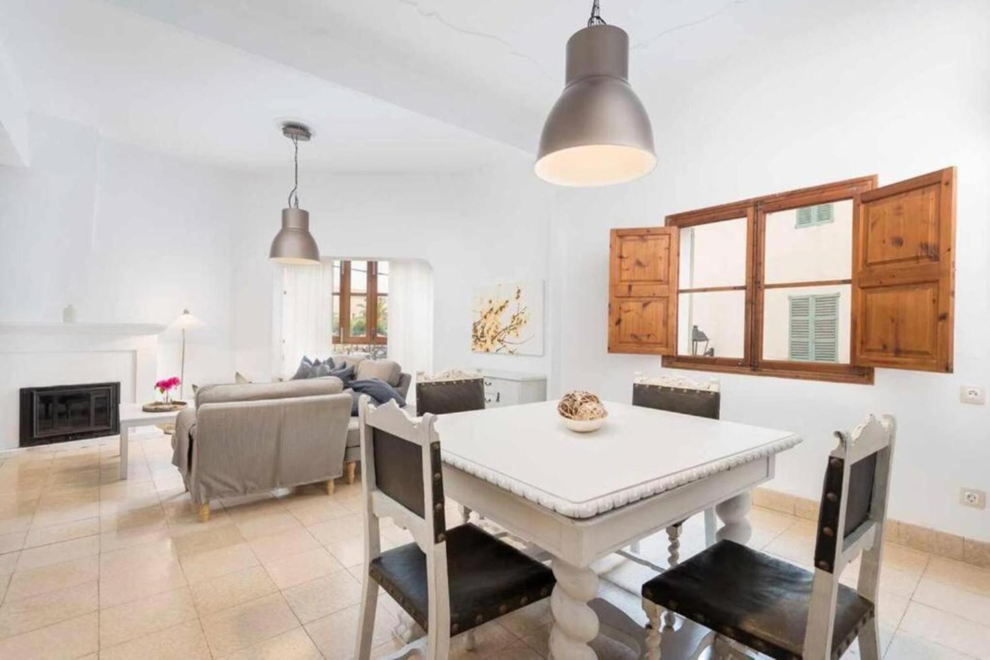 Apartment with Terrace photo 3