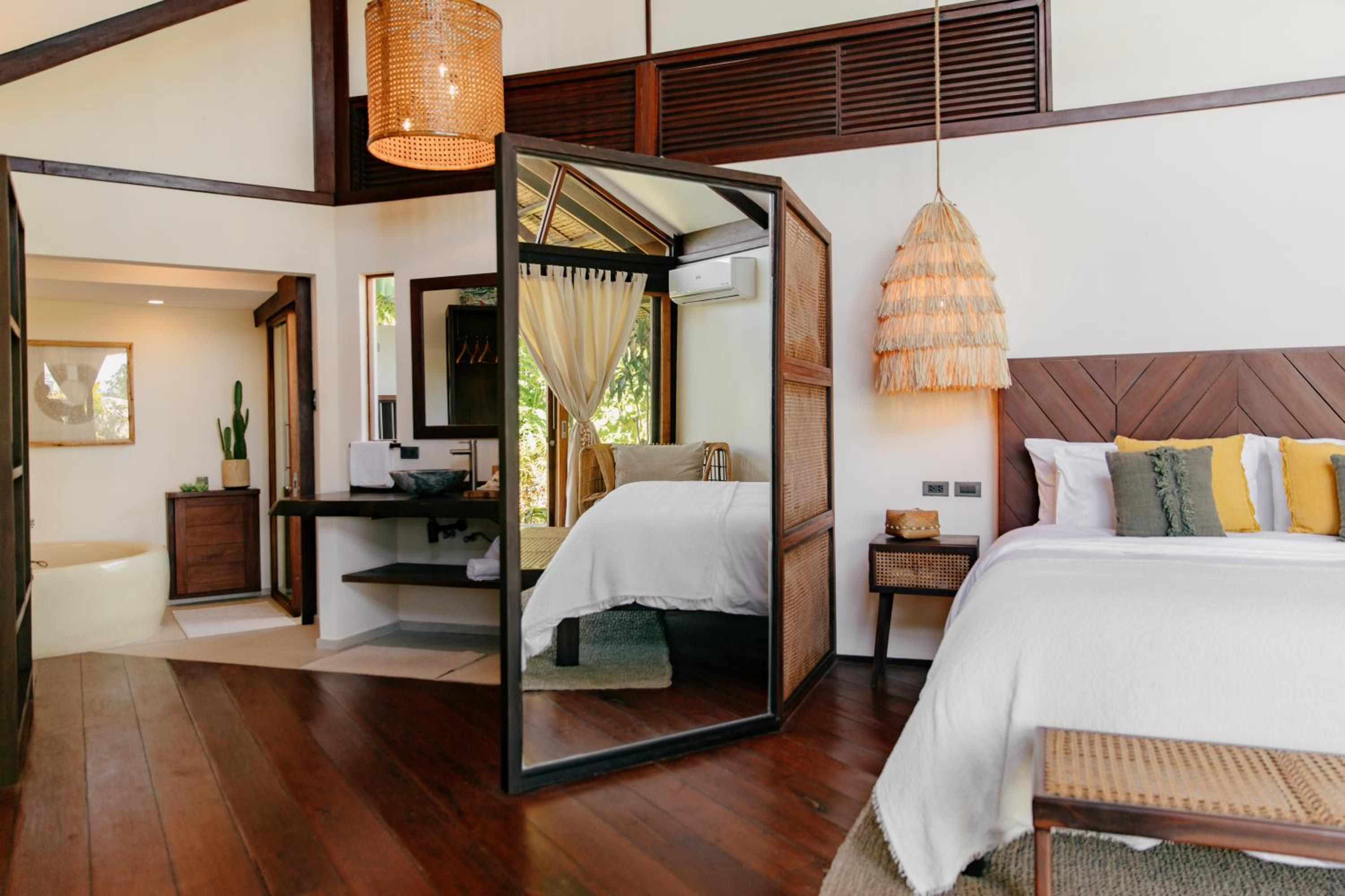Superior King Room photo 3