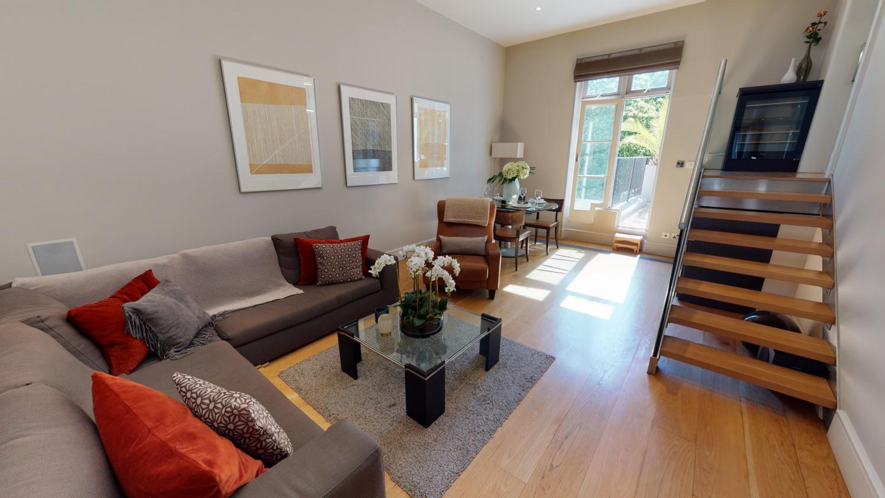 One-Bedroom Apartment with Terrace