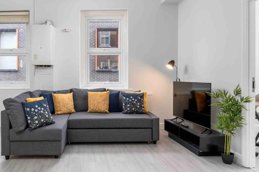 Two-Bedroom Apartment photo 1