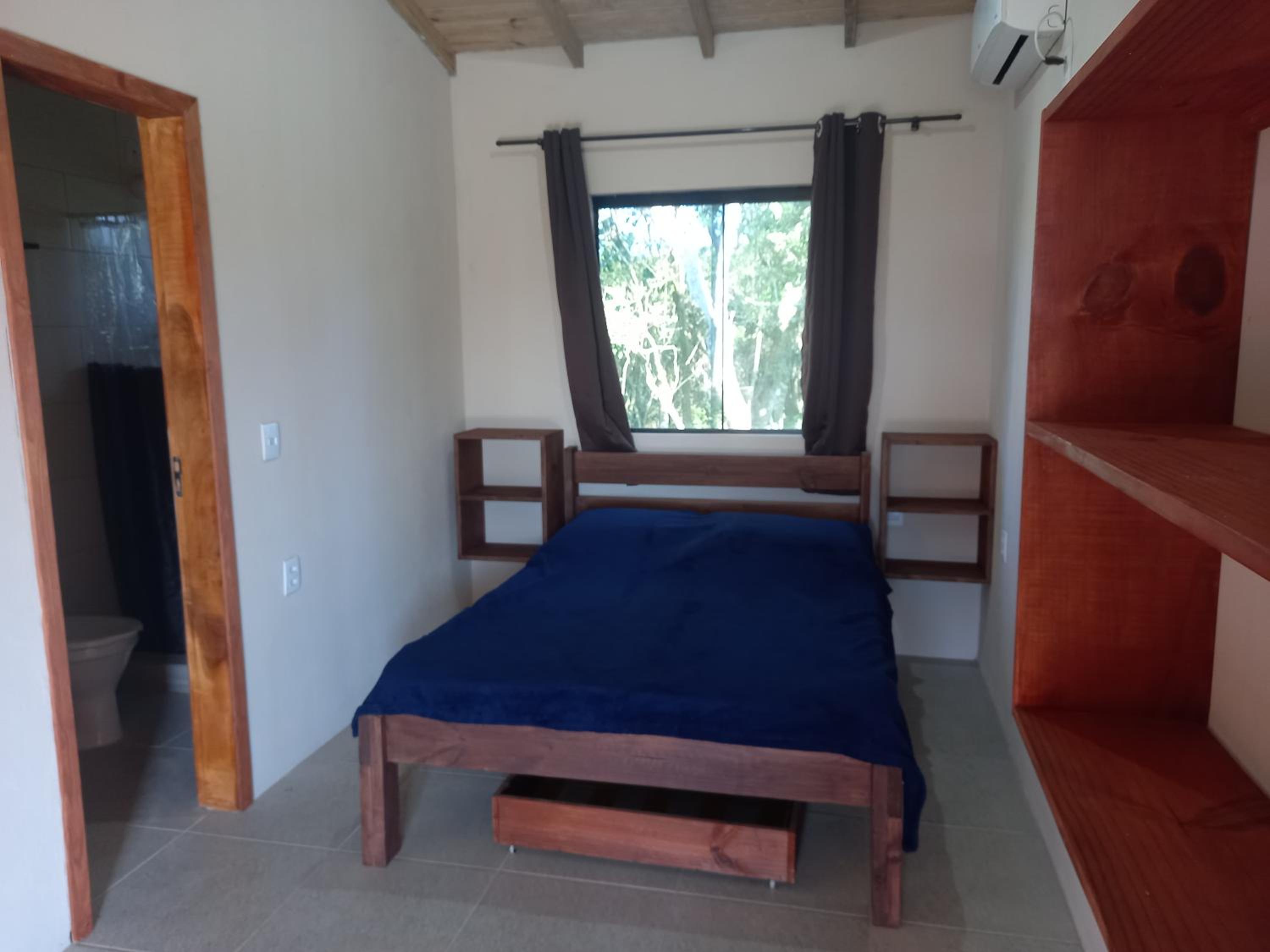 One-Bedroom House photo 1
