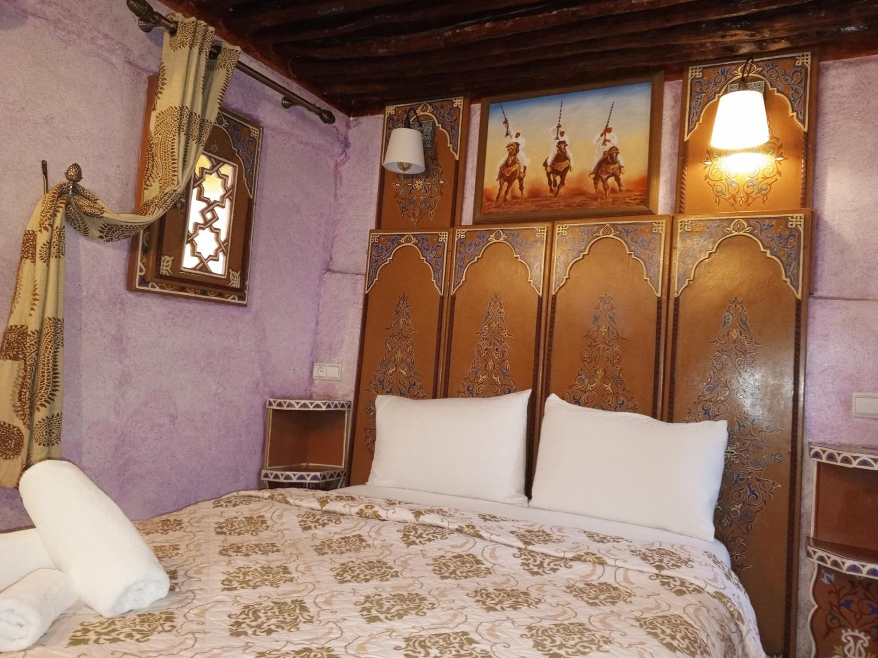 Double Room with Private Bathroom photo 1