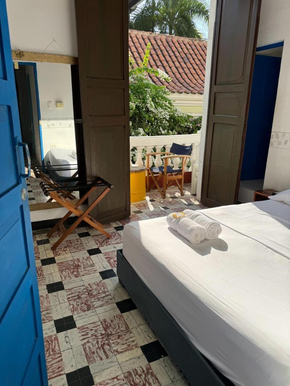 Double Room with Balcony photo 3