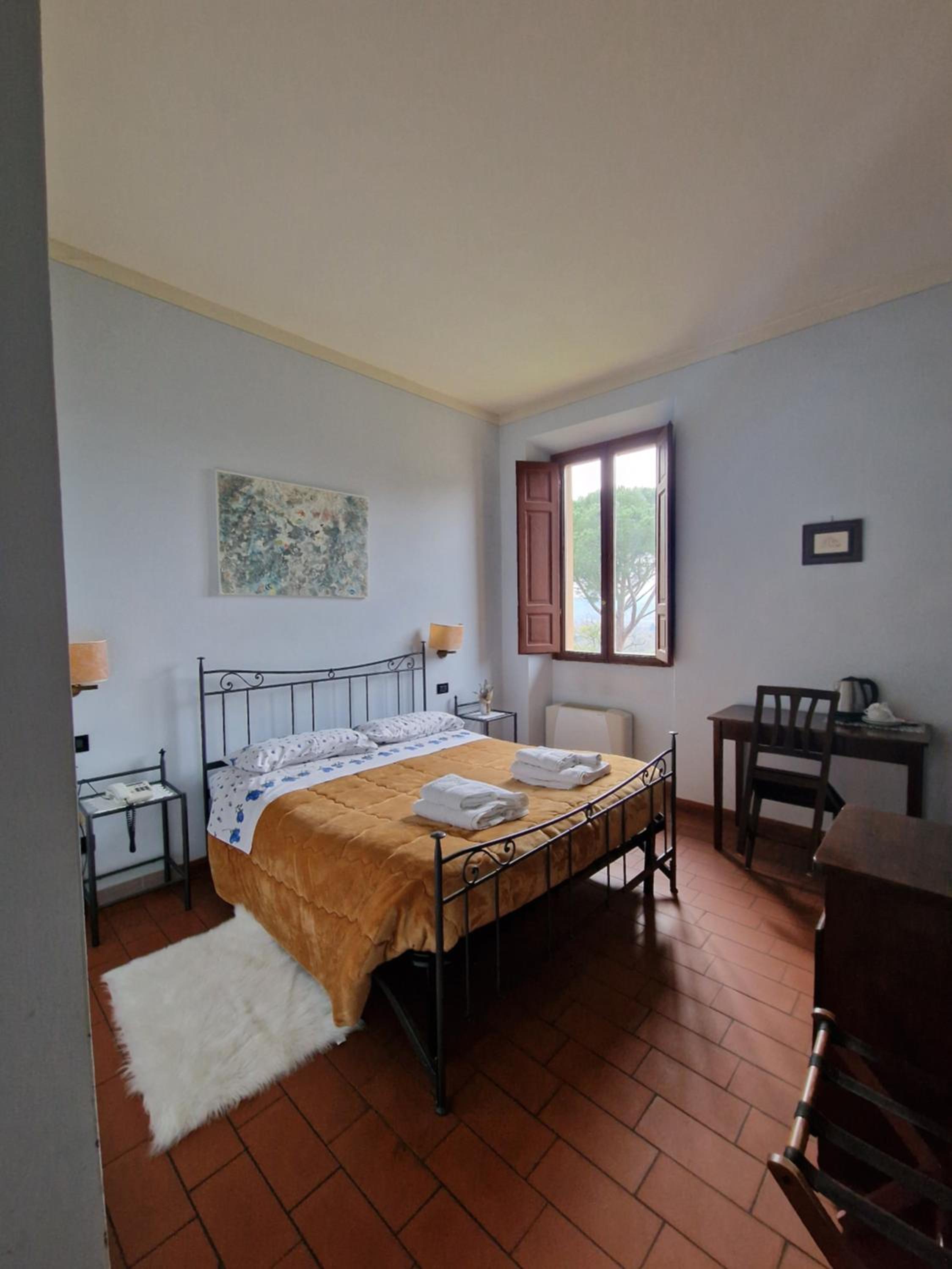 Classic Double Room - Photo 5