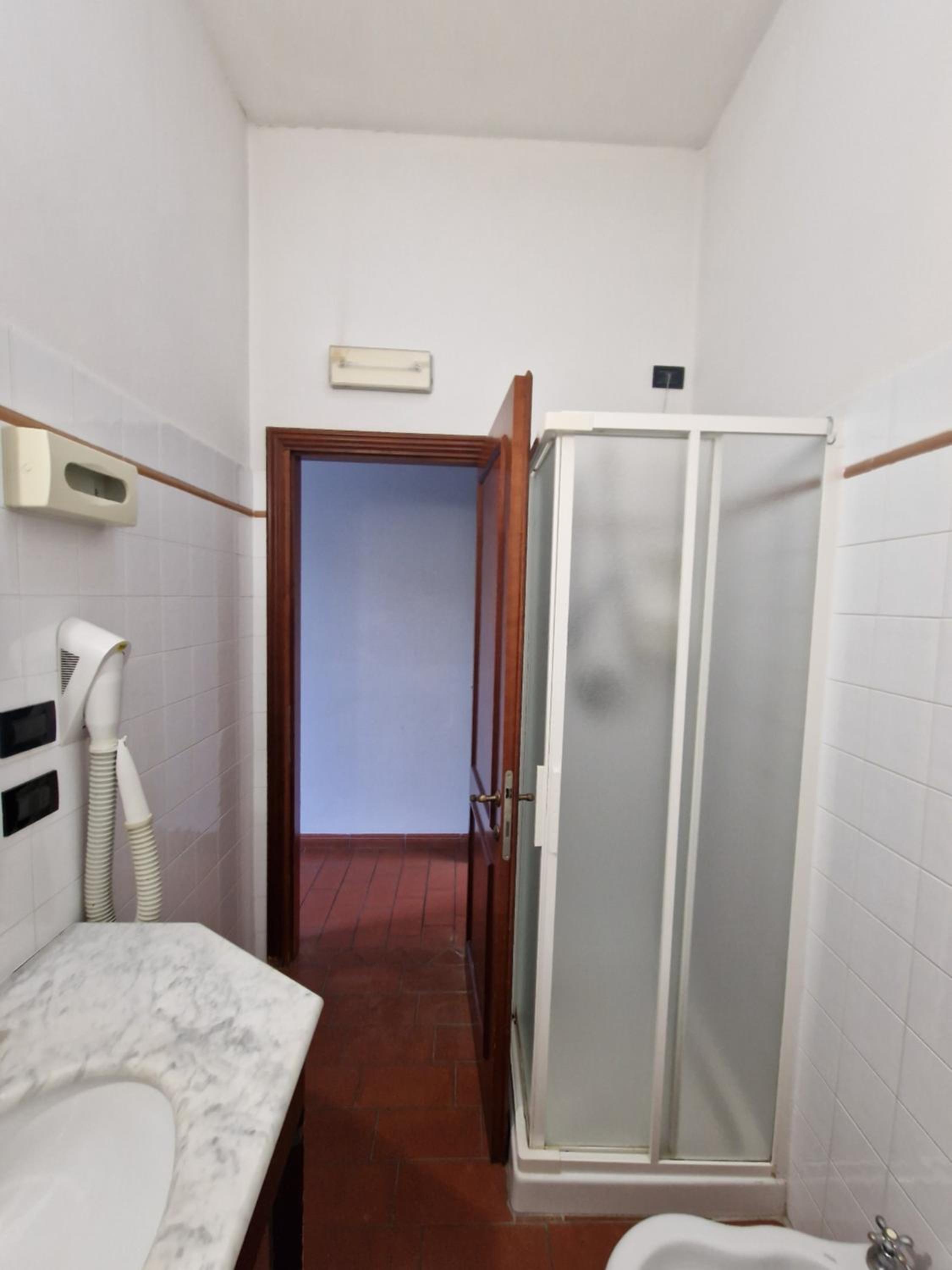 Classic Double Room - Photo 7