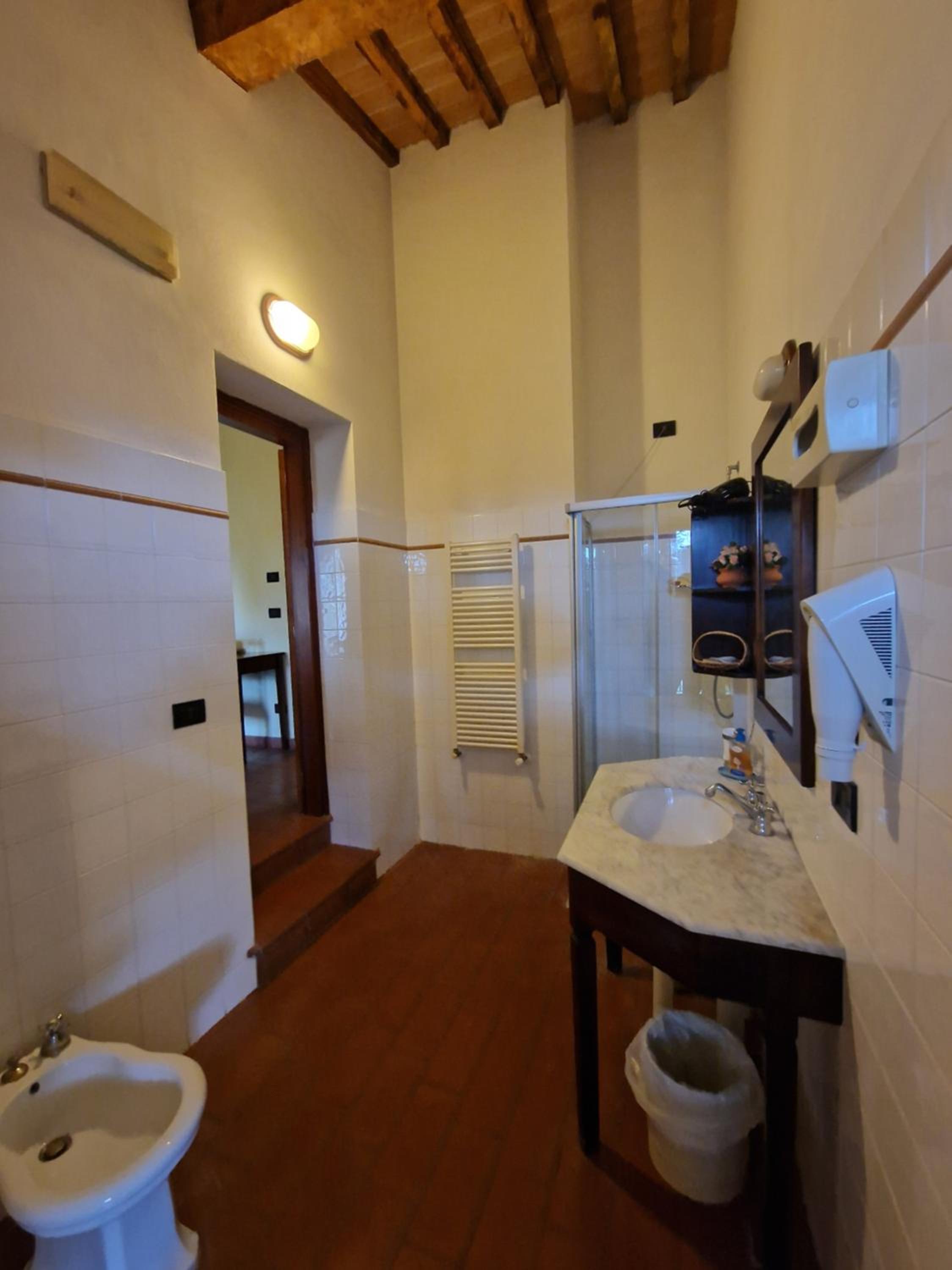 Triple Room - Photo 14