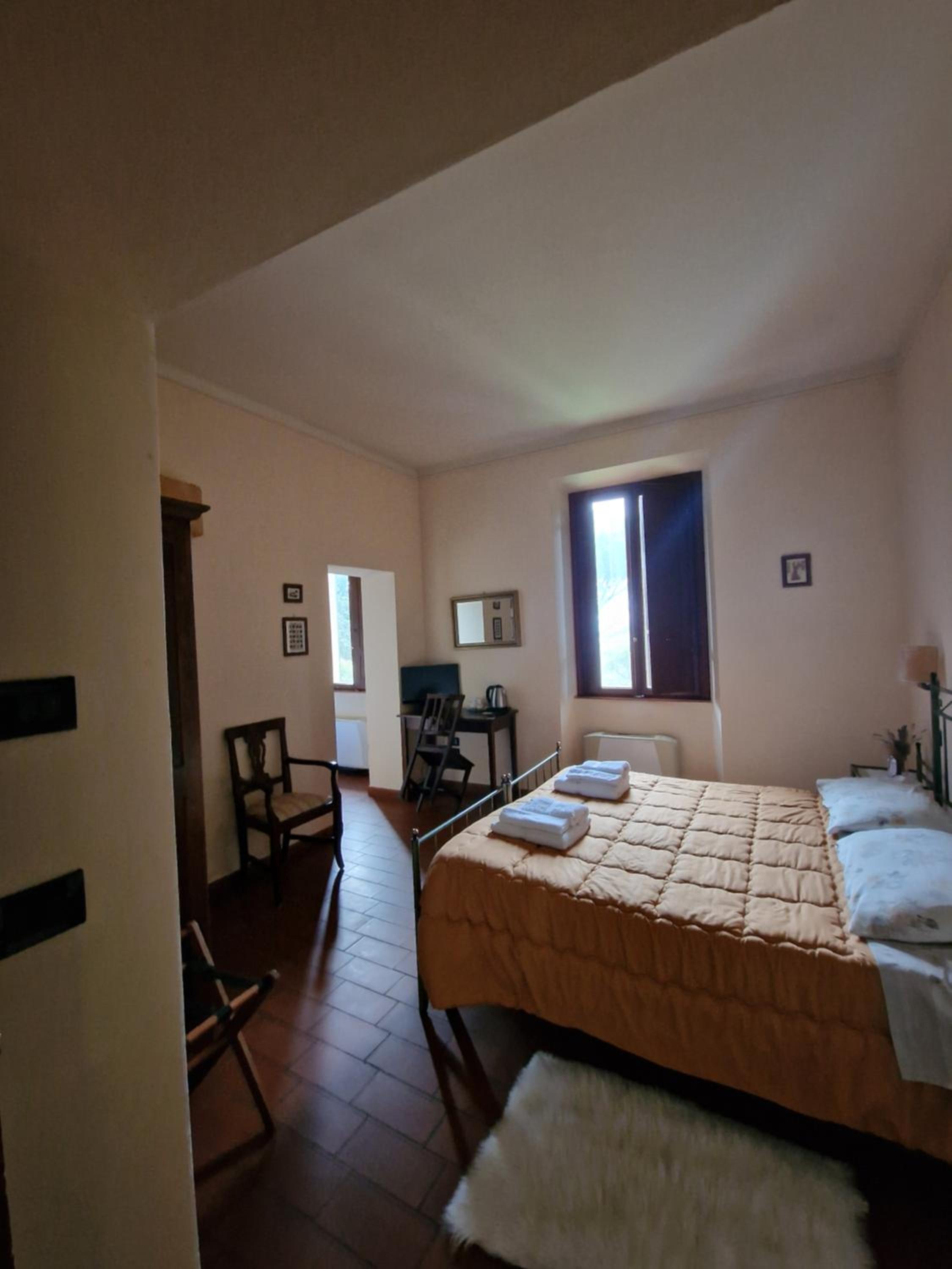 Triple Room - Photo 17