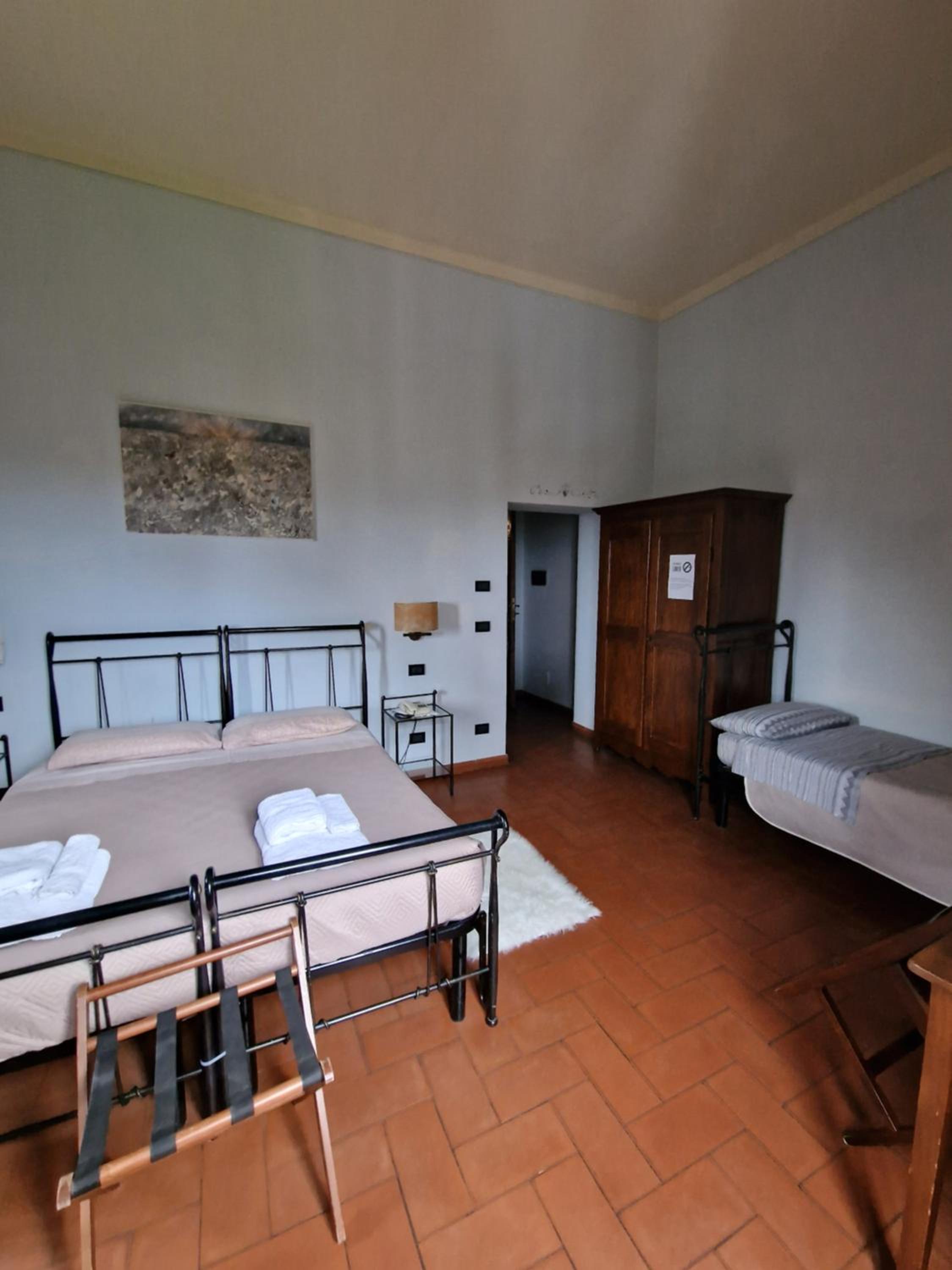 Triple Room - Photo 5