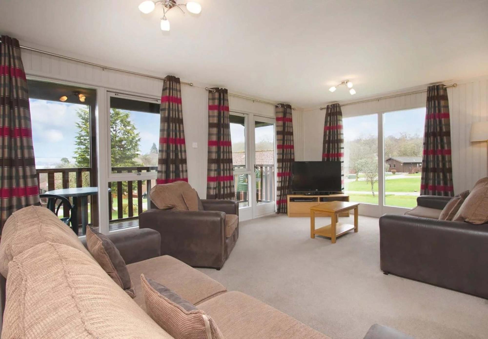 Pet Friendly Classic Lodge 3 Bedroom photo 1