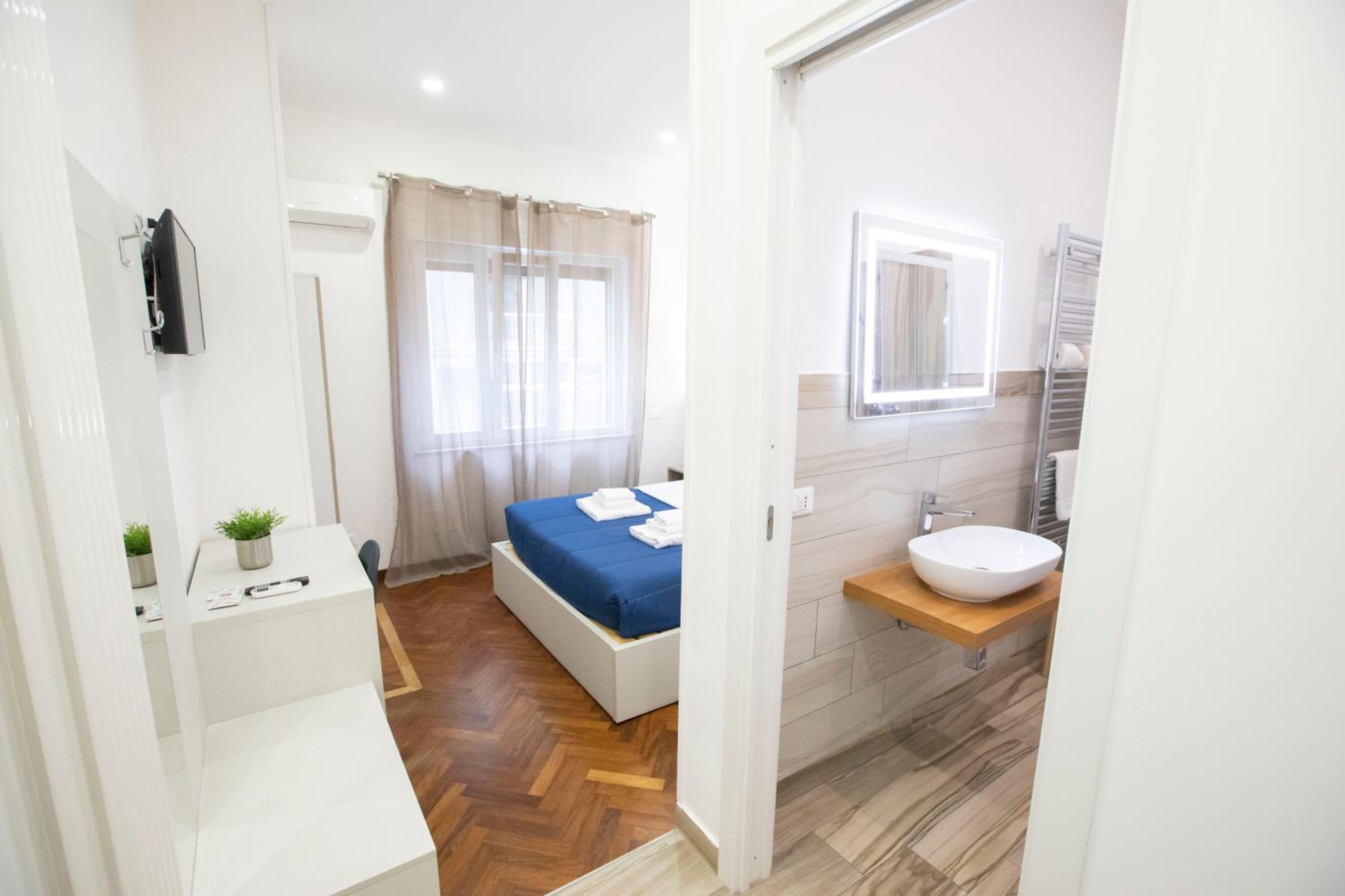 Double Room with Private Bathroom
