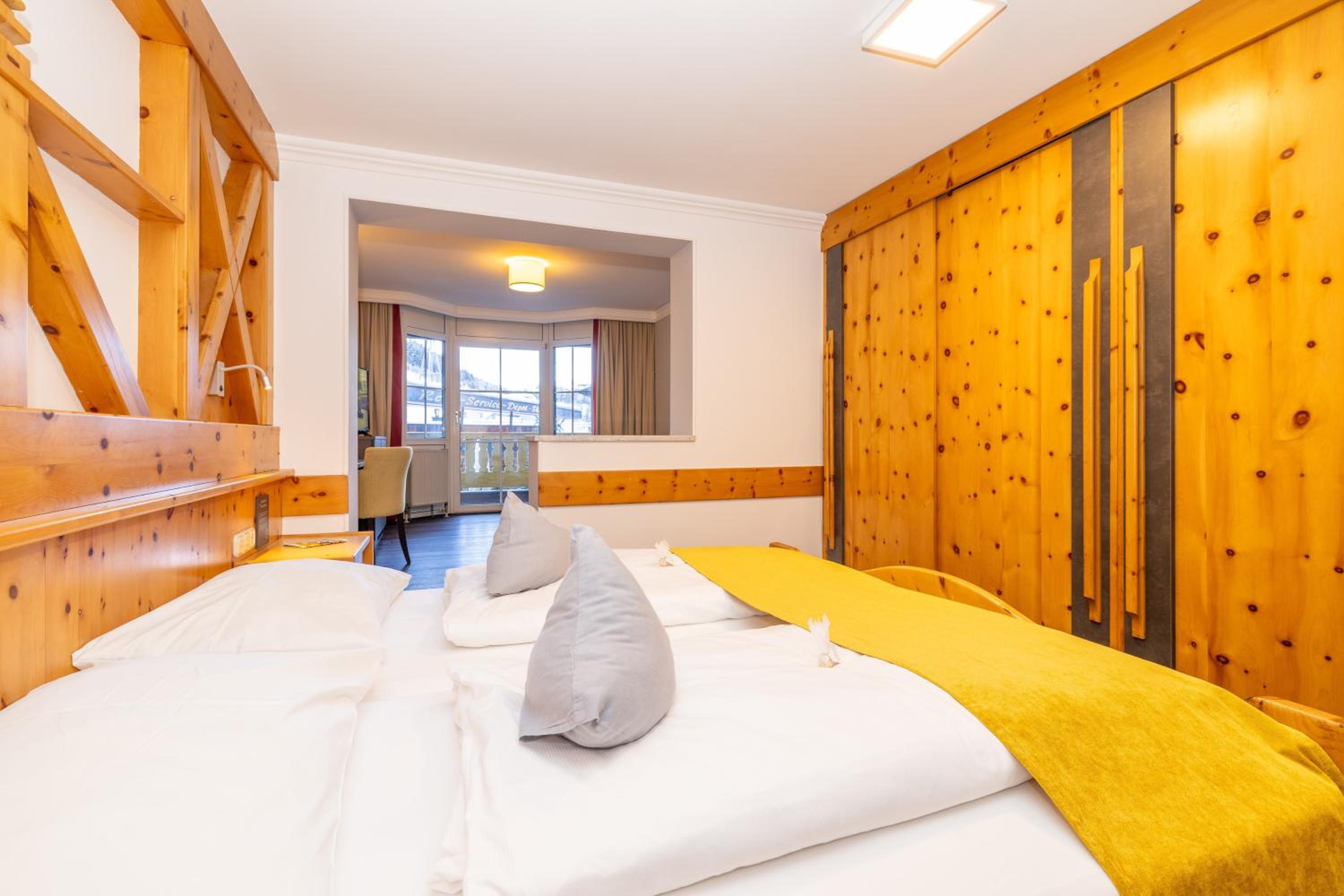 Deluxe Triple Room - Photo 1