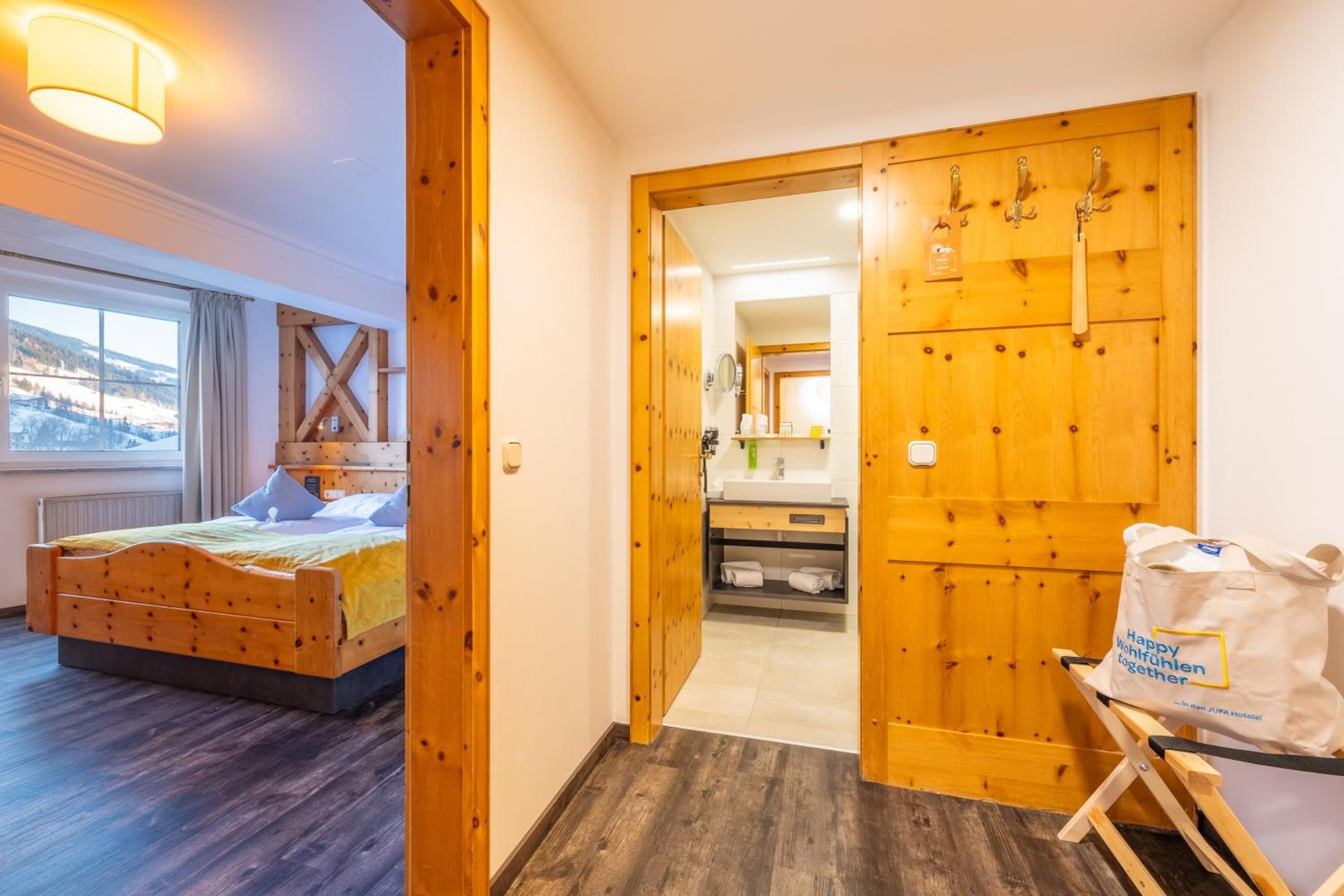 Deluxe Triple Room - Photo 7