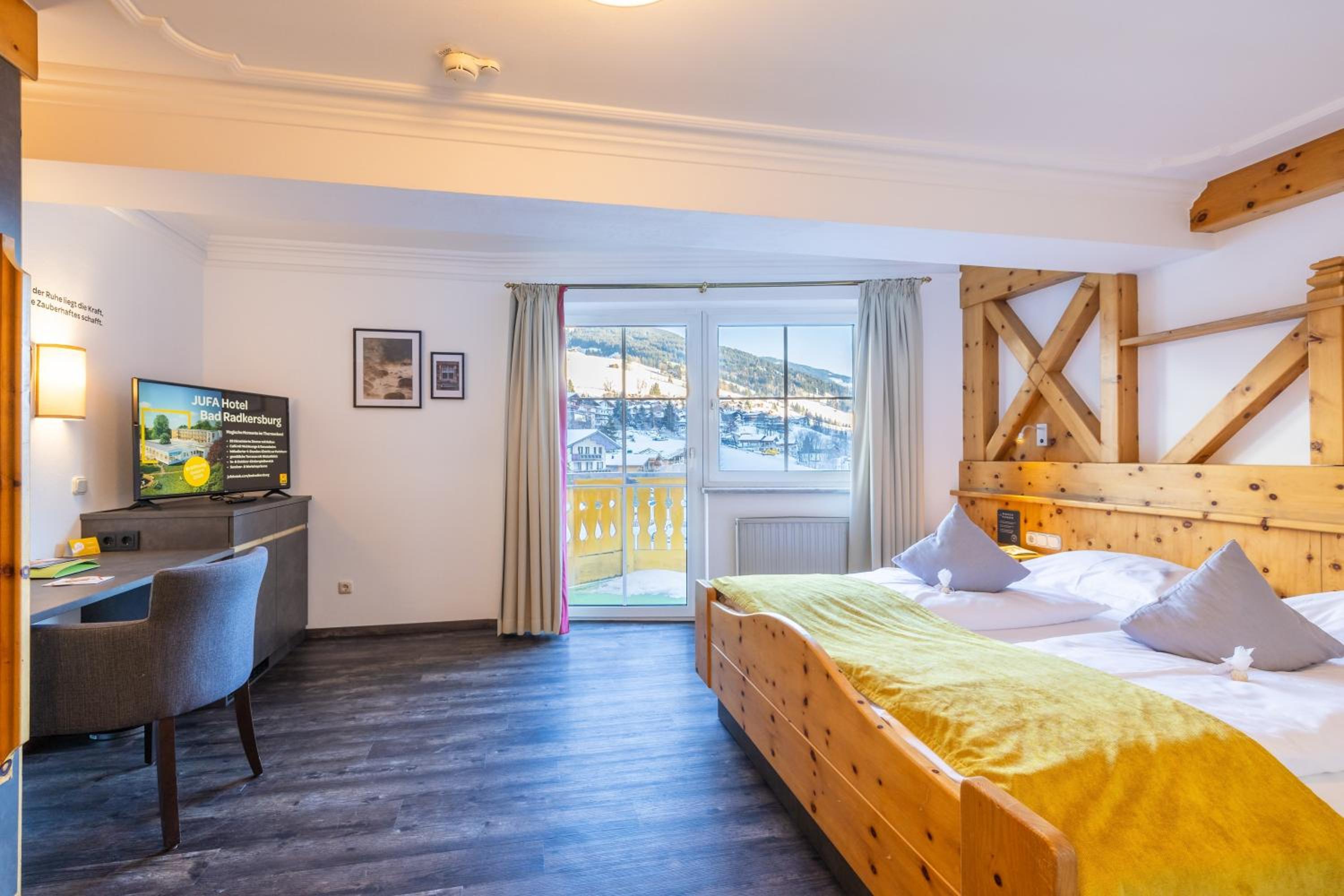 Deluxe Double Room - Photo 4