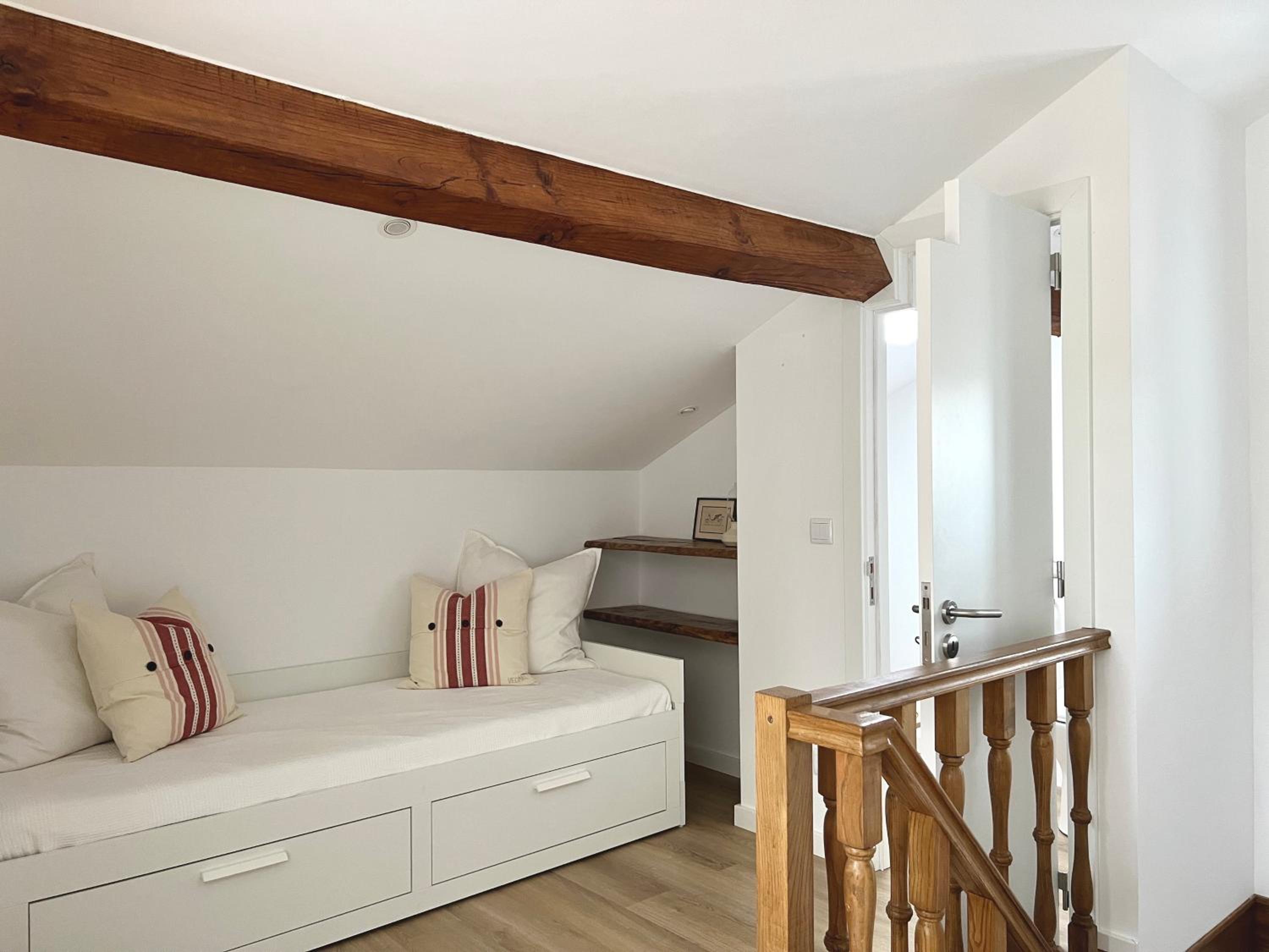 Two-Bedroom House photo 3