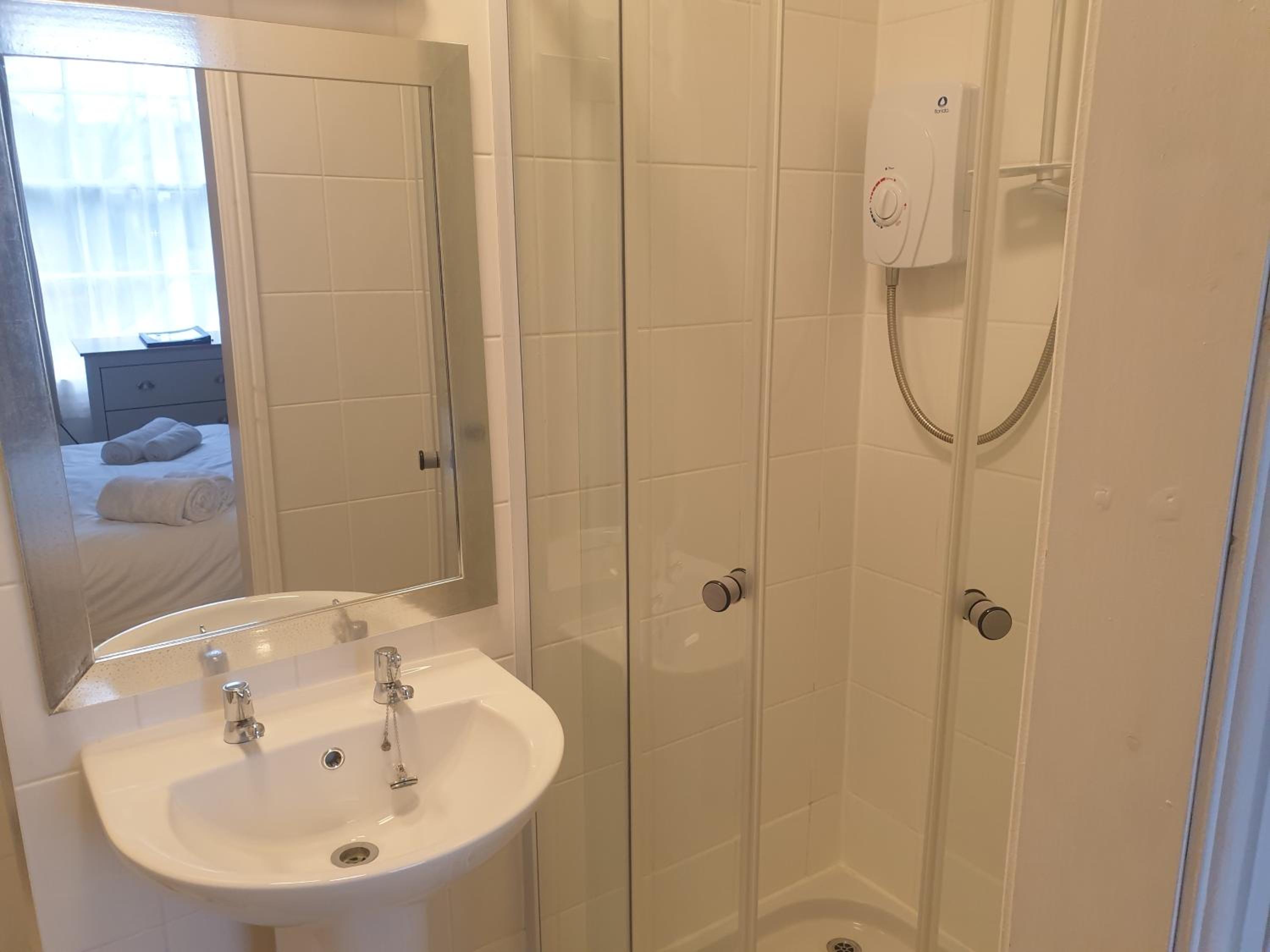 Double Room With Shower photo 3