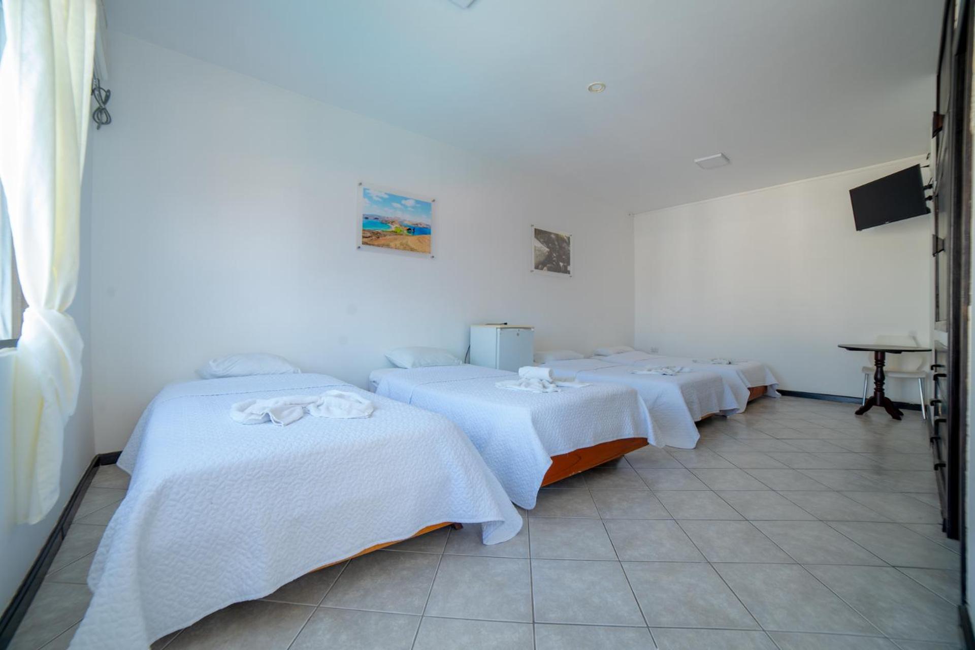 Triple Room With Private Bathroom photo 2