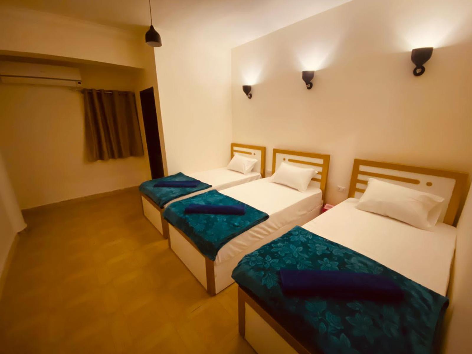 Standard Triple Room photo 3