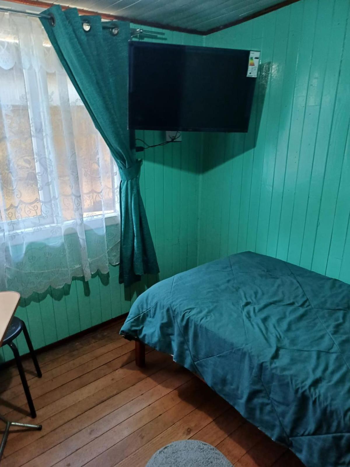 Budget Double Room photo 2