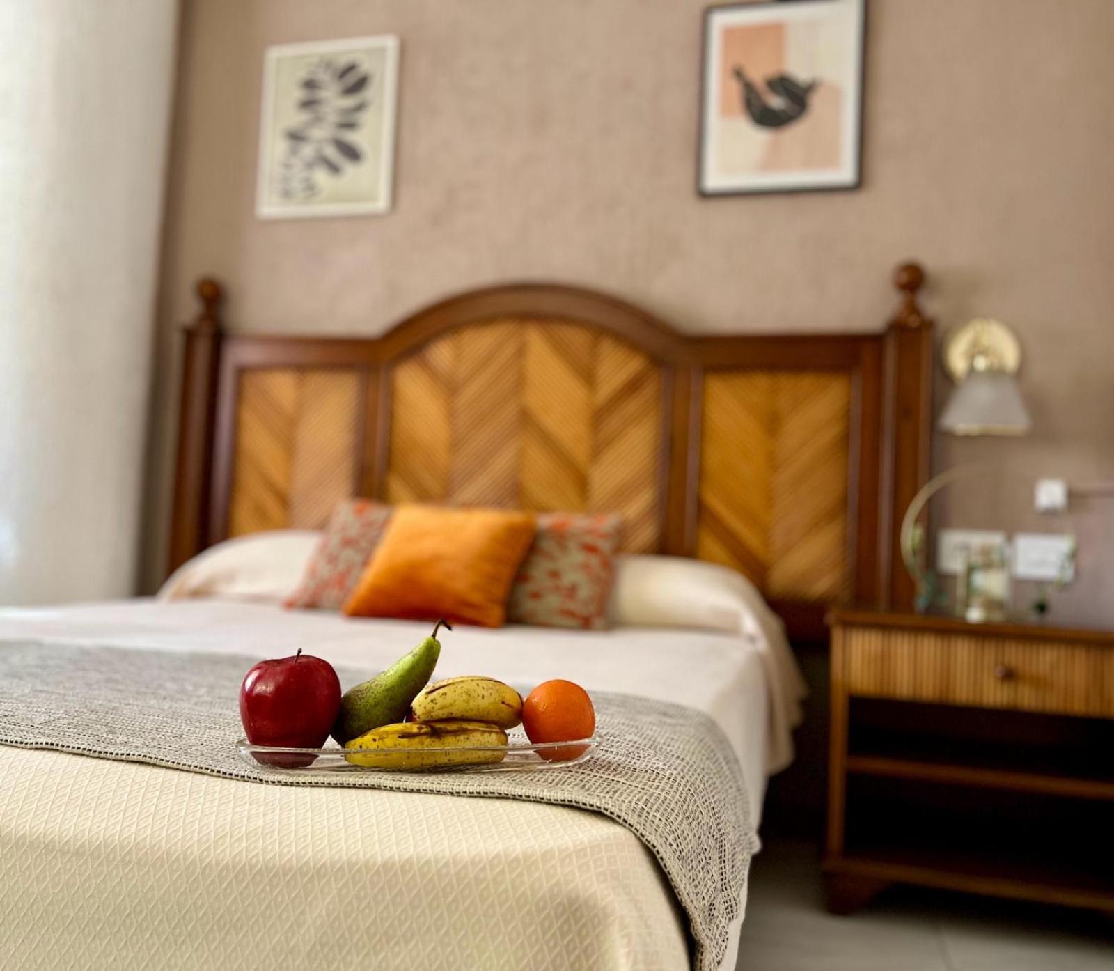 Double Room - Photo 2