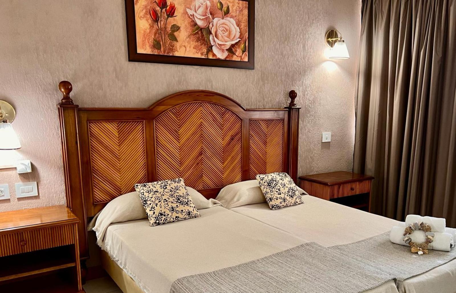 Twin Room - Photo 5