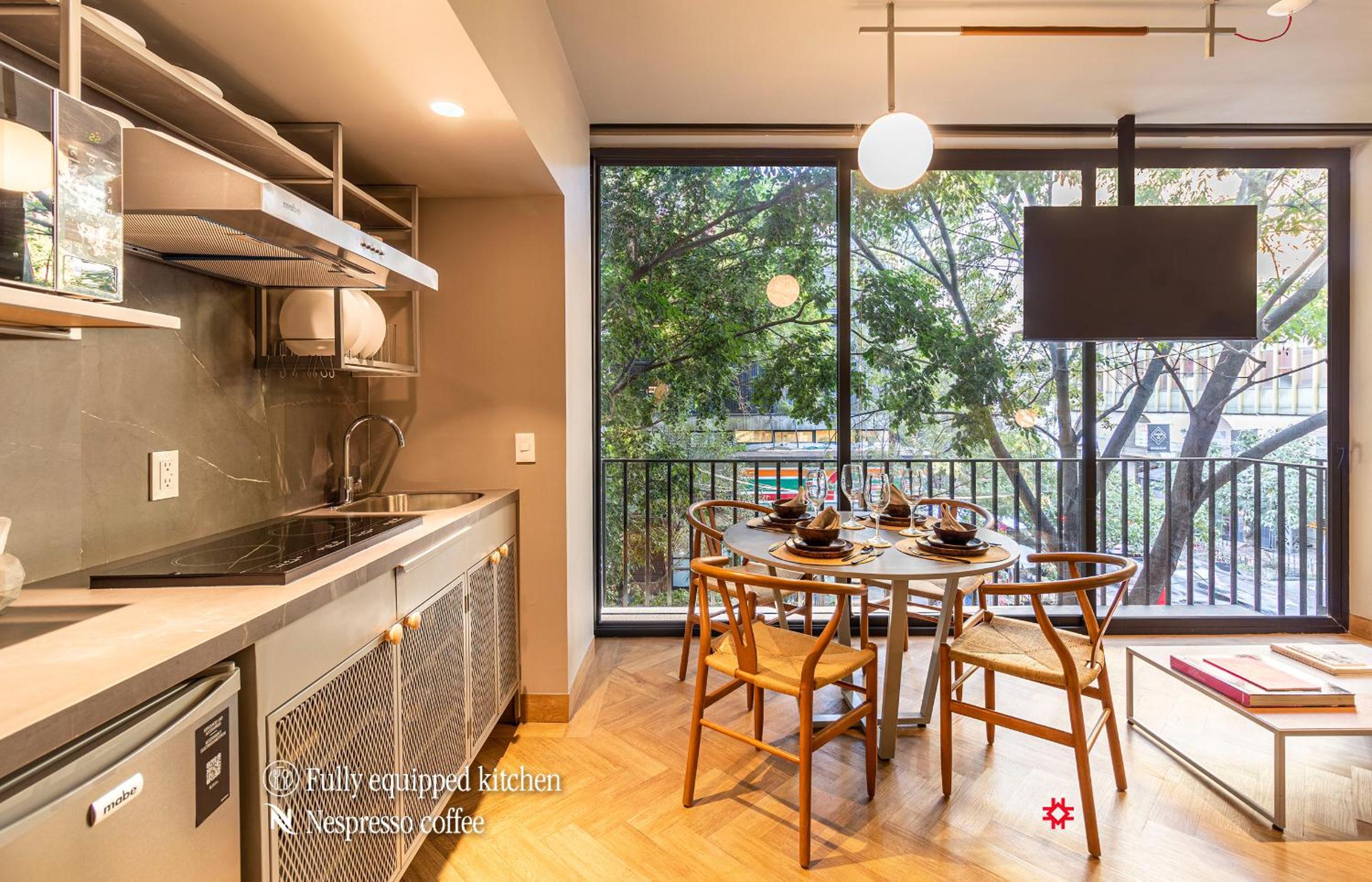 Superior Apartment with Balcony - Photo 11