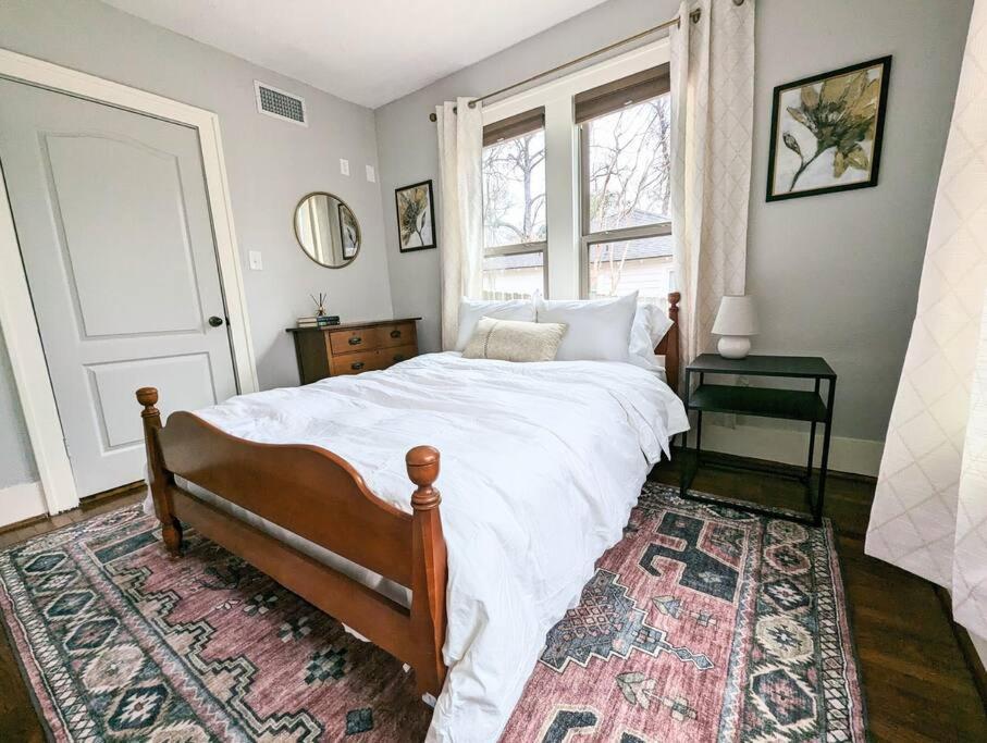Two-Bedroom House photo 2