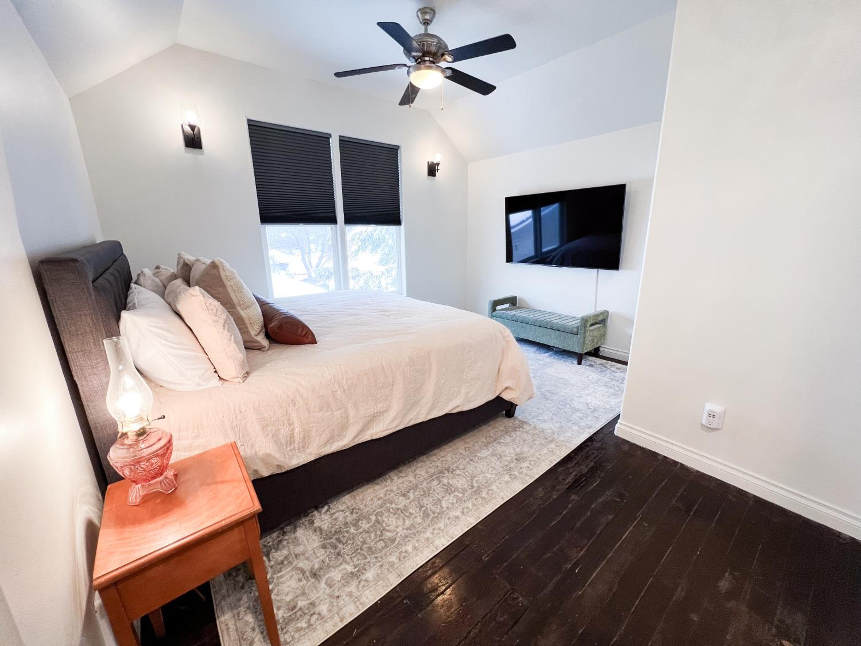 Four-Bedroom House photo 2