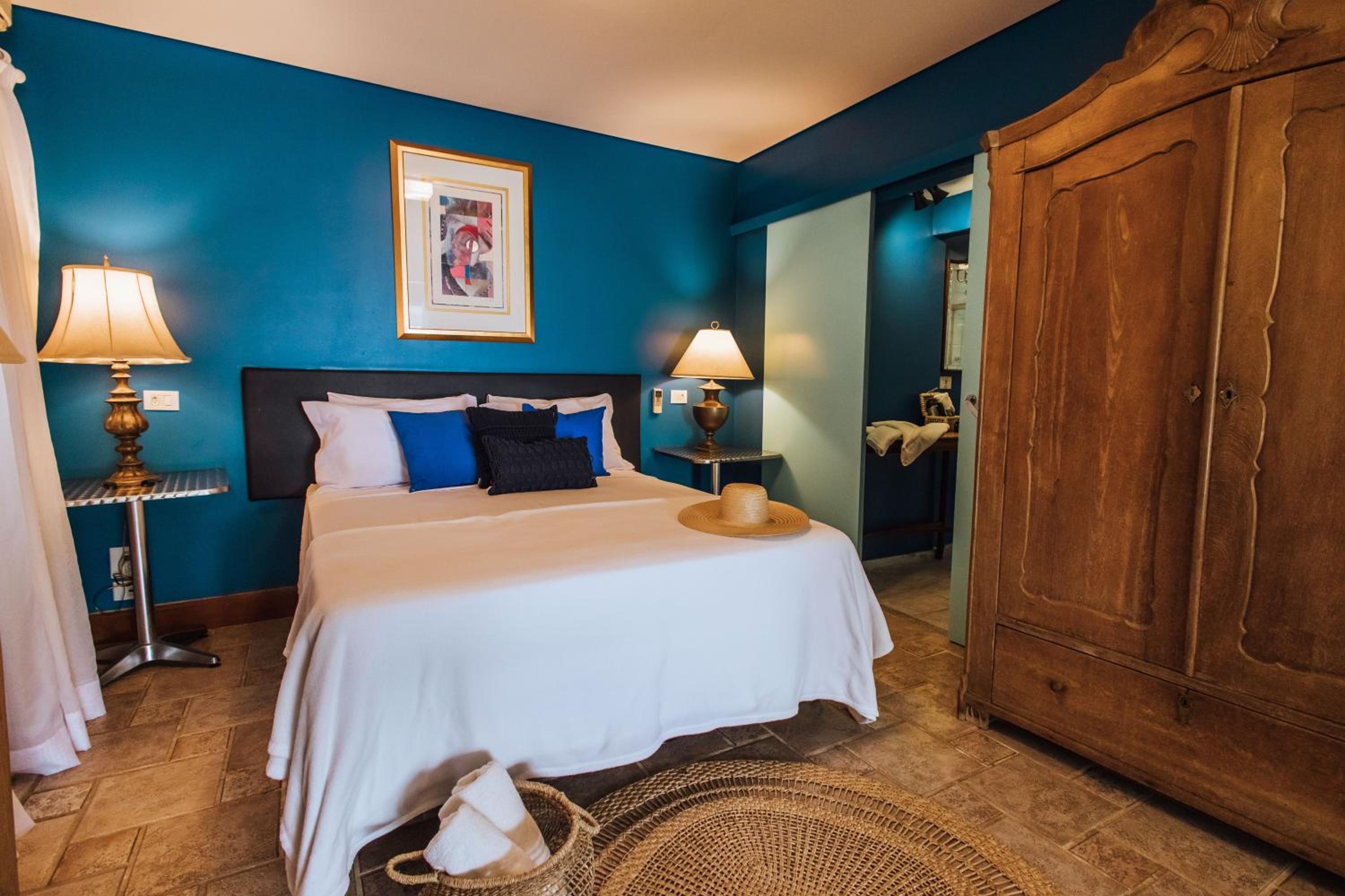 Deluxe Suite with Sea View