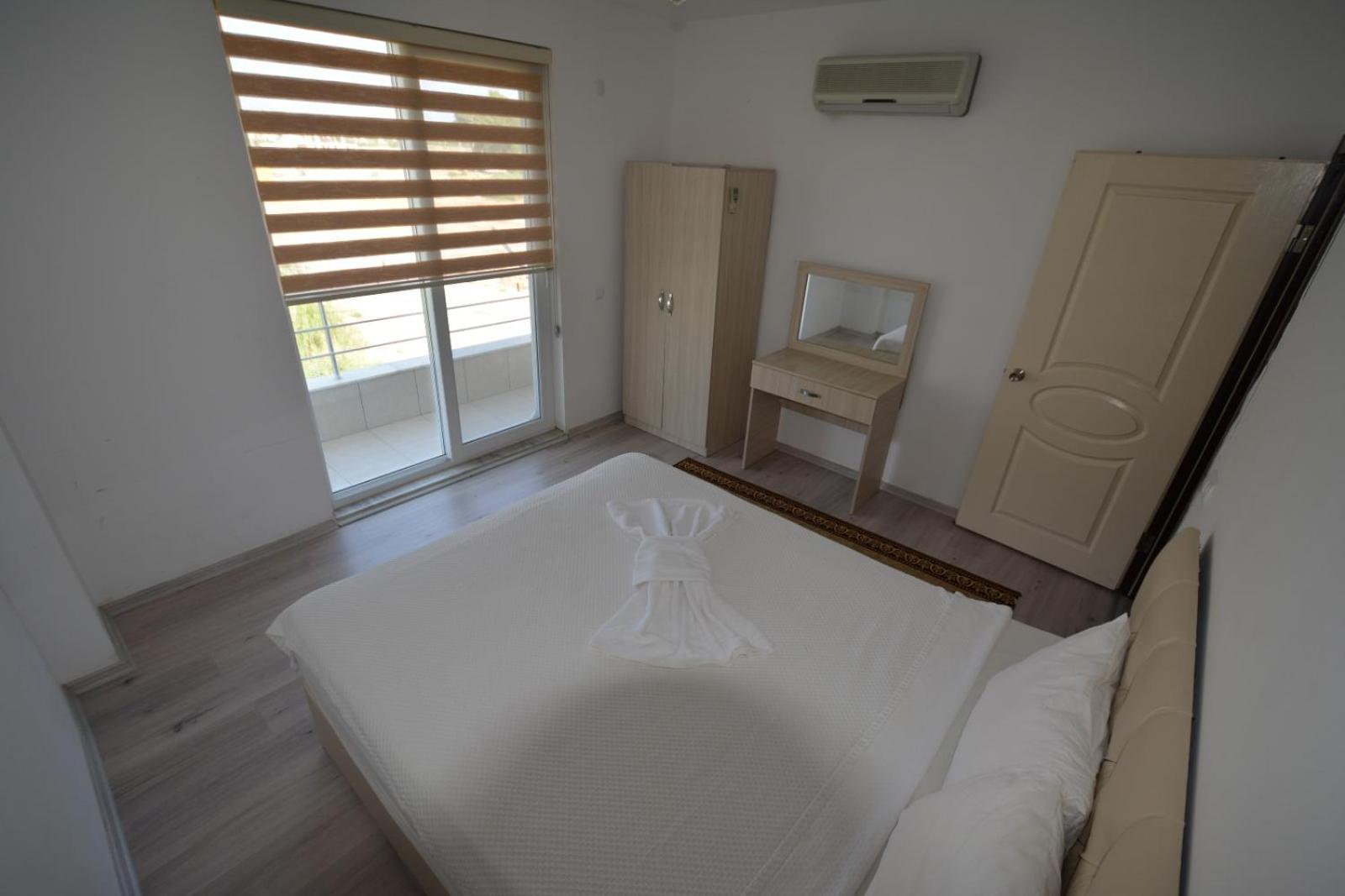 Apartment With Balcony photo 2