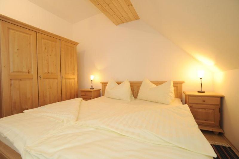 One-Bedroom Apartment (2 Adults + 1 Child) photo 1
