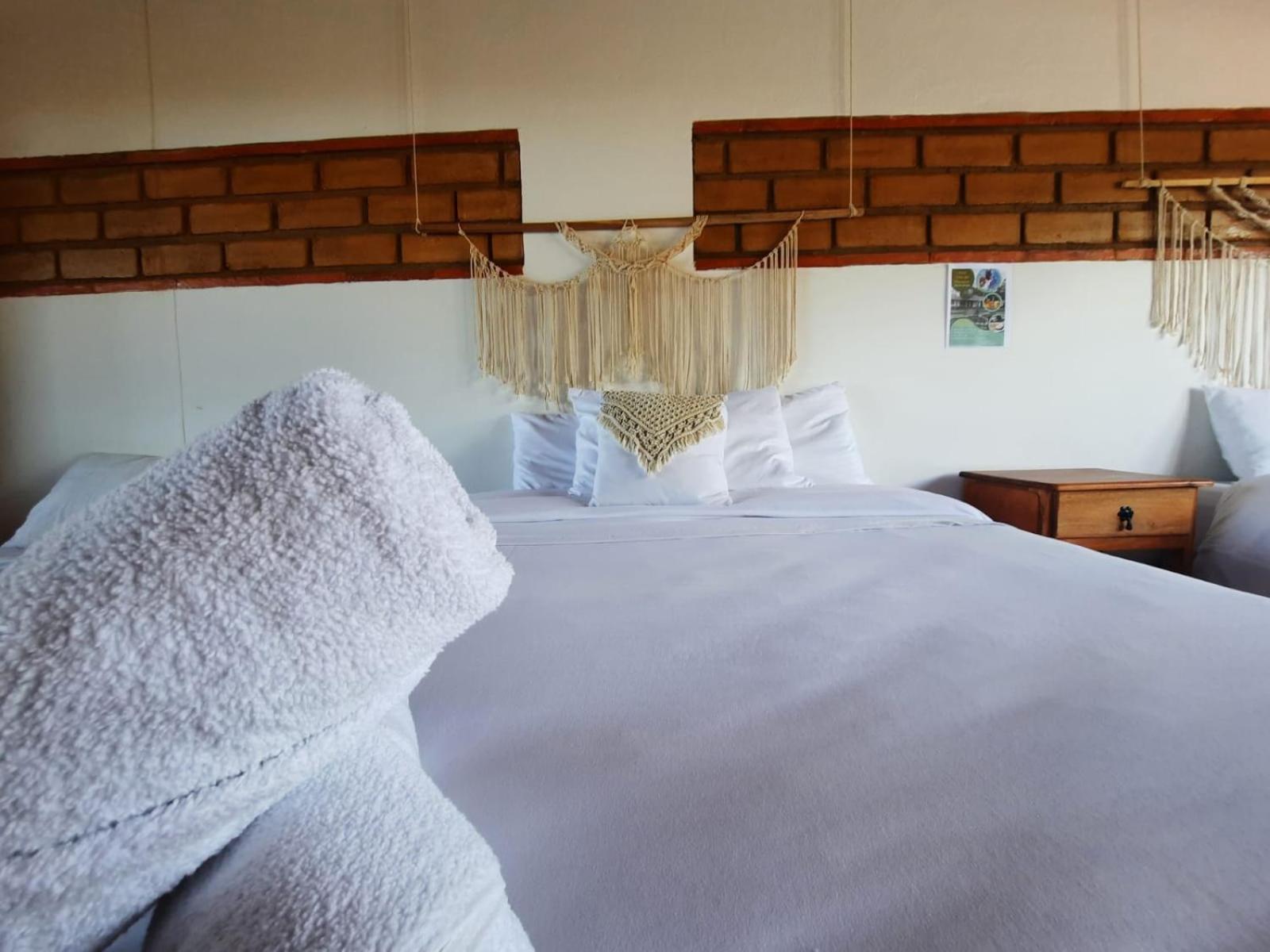 Quadruple Room with Private Bathroom photo 1