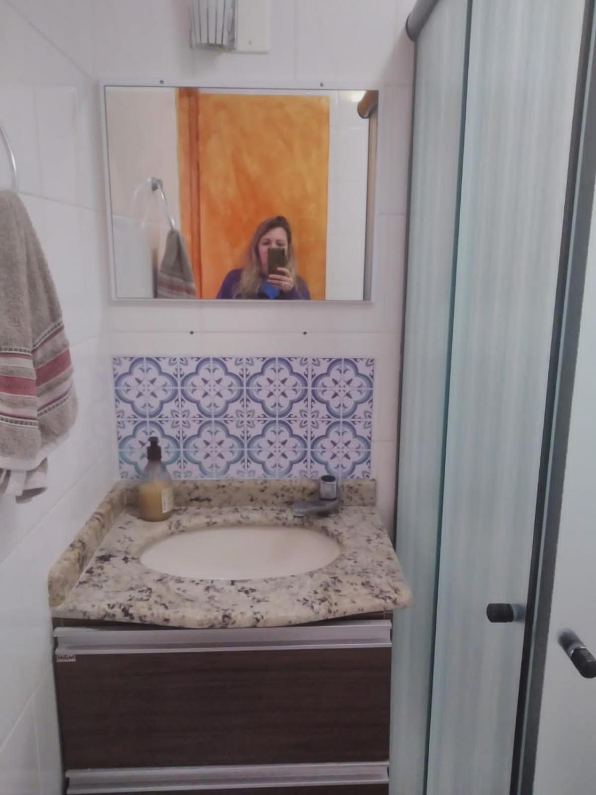 One-Bedroom Apartment - Photo 14
