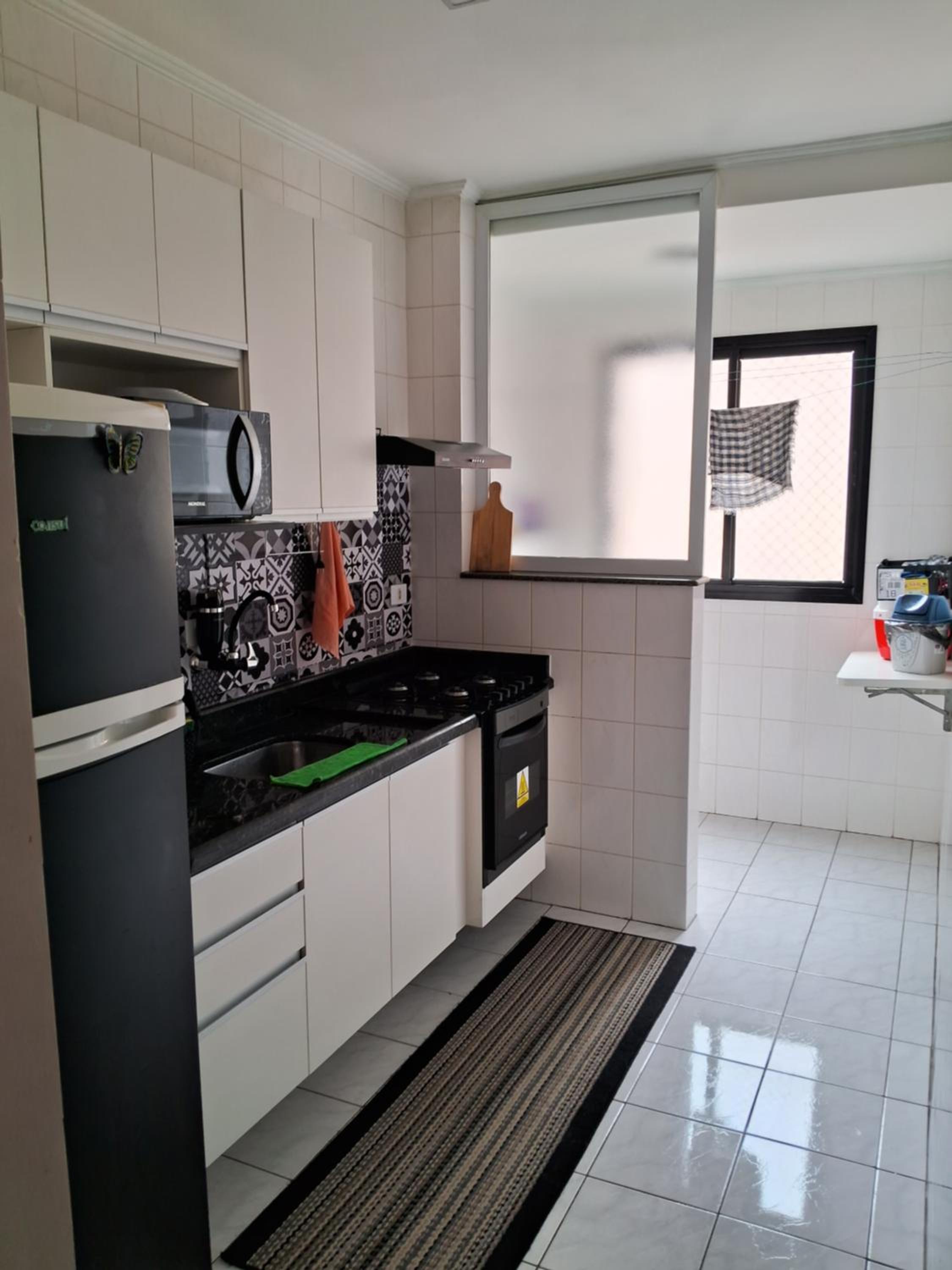 One-Bedroom Apartment - Photo 41