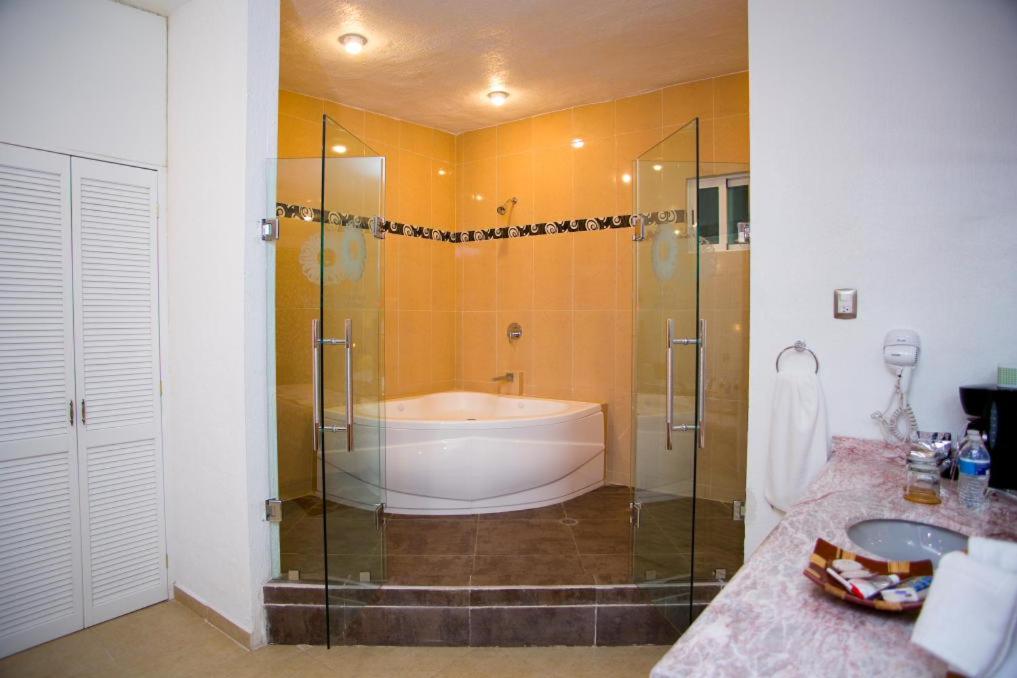 Quarto Duplo
