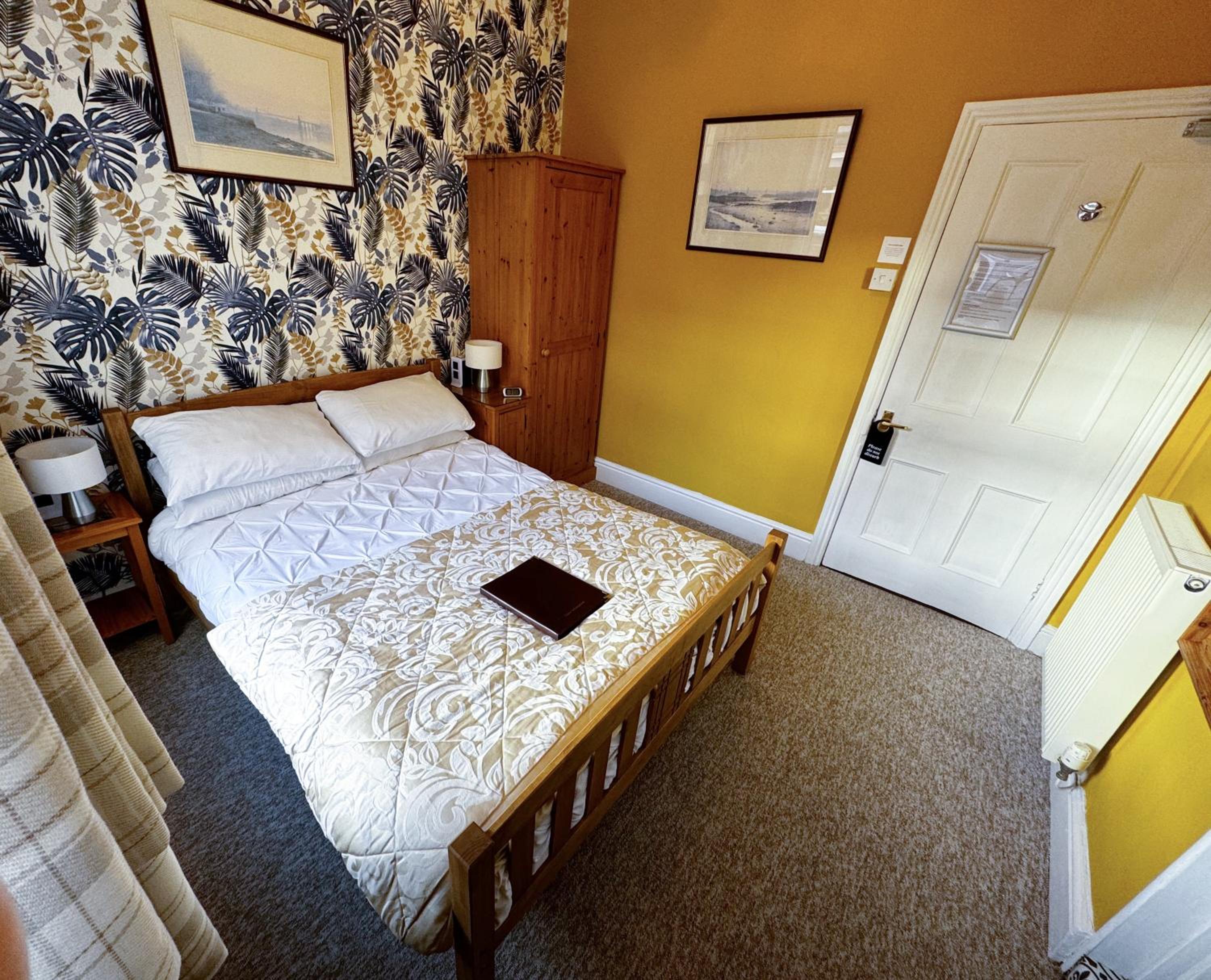 Small Double Room photo 2