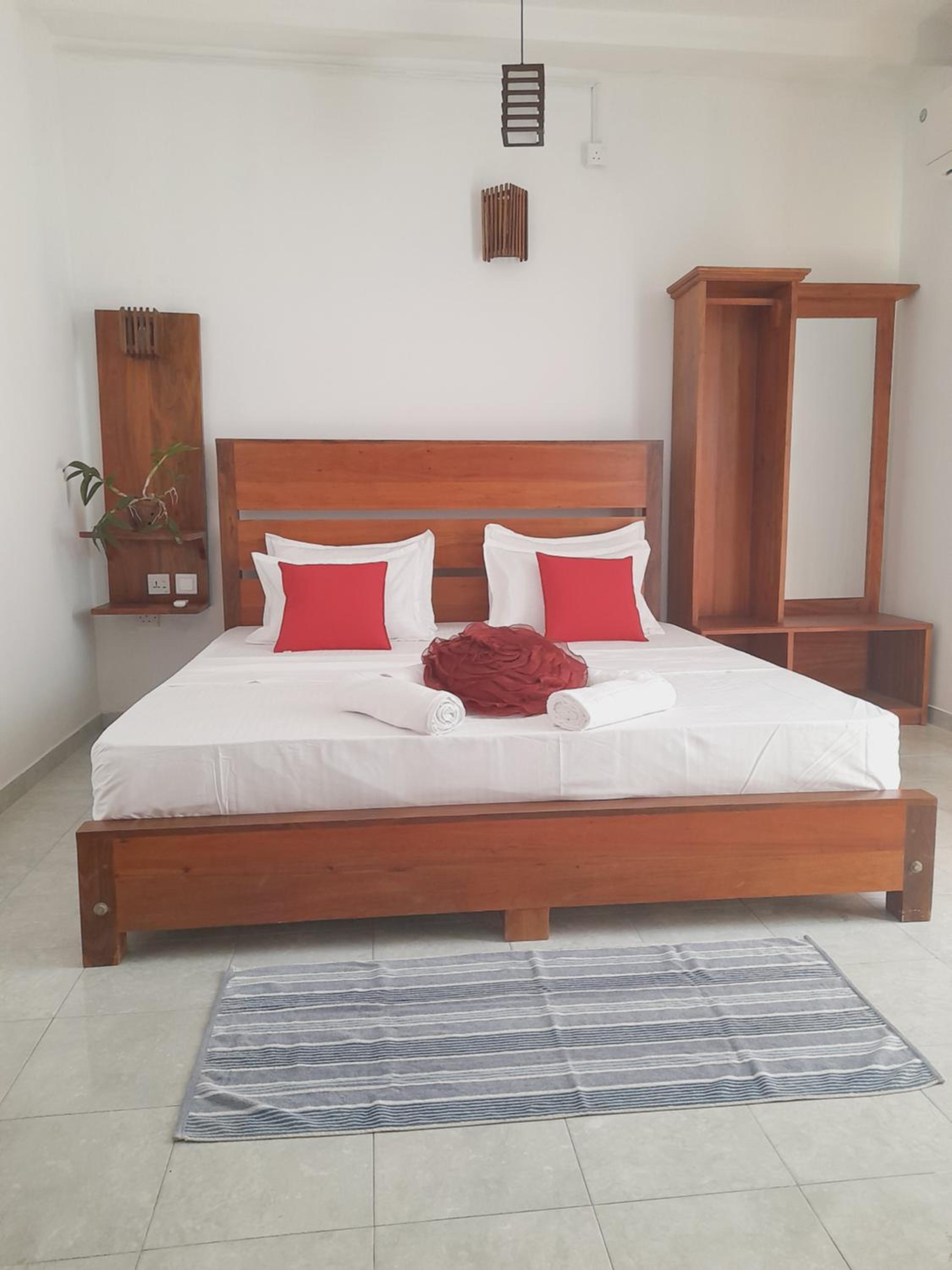 Deluxe King Room photo 1