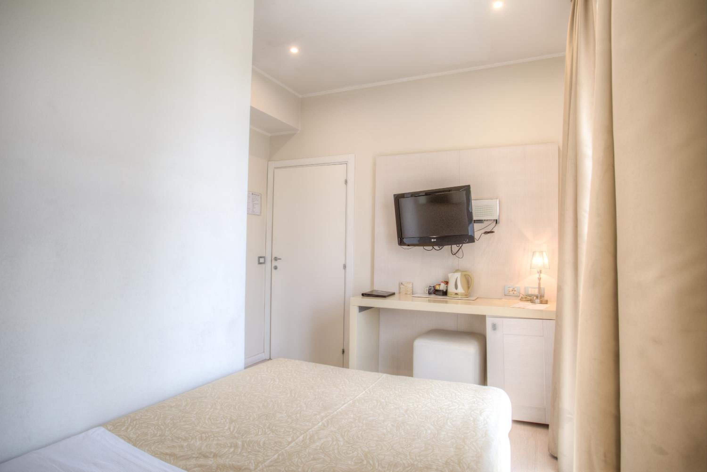 Single Room photo 1