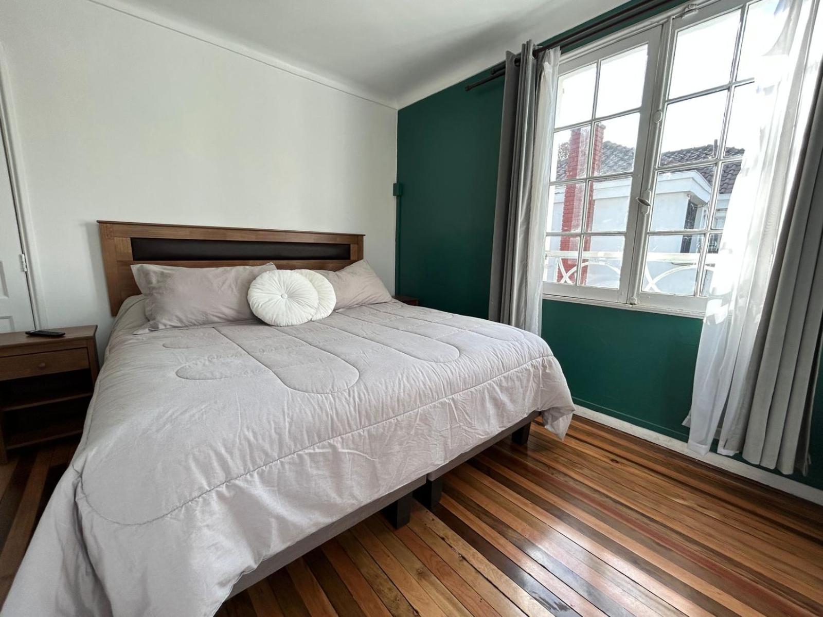 Double Room with Private Bathroom photo 1