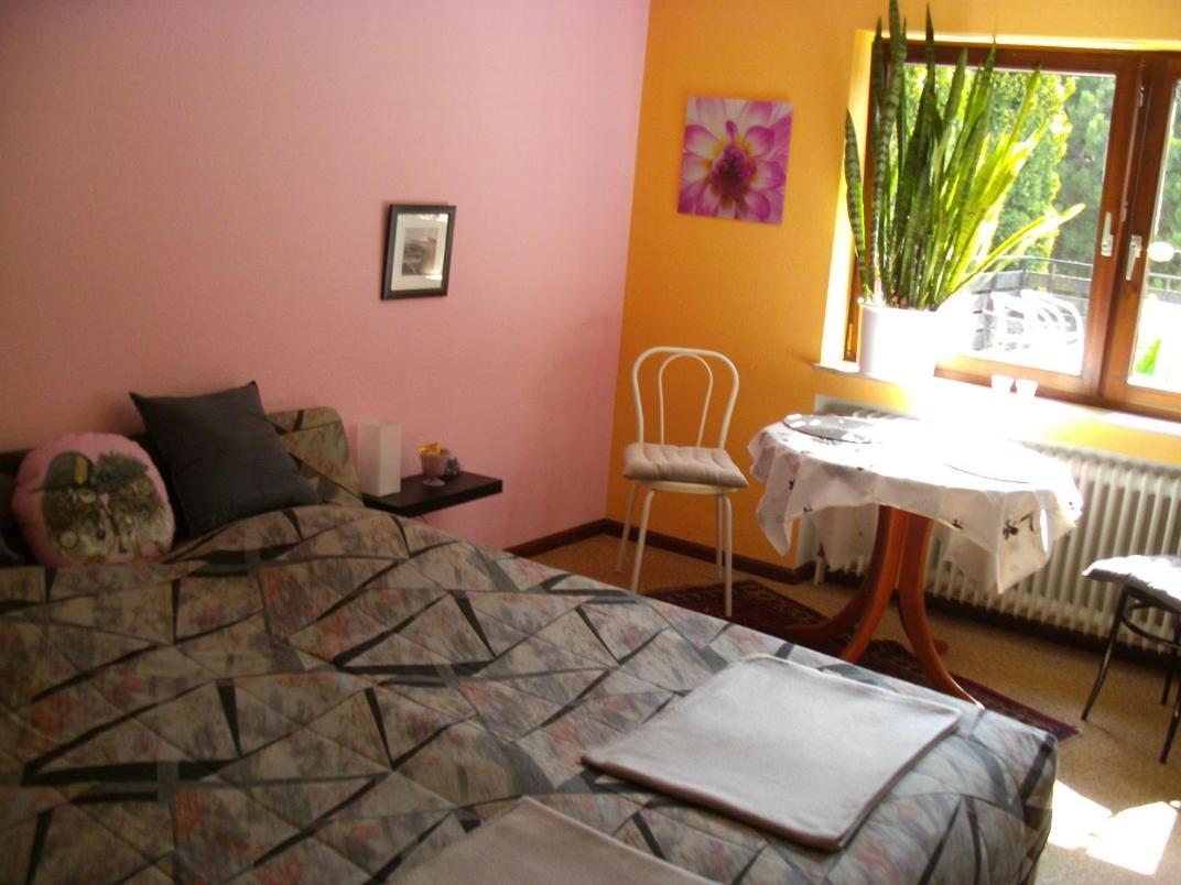 Double Room With Shared Bathroom photo 2