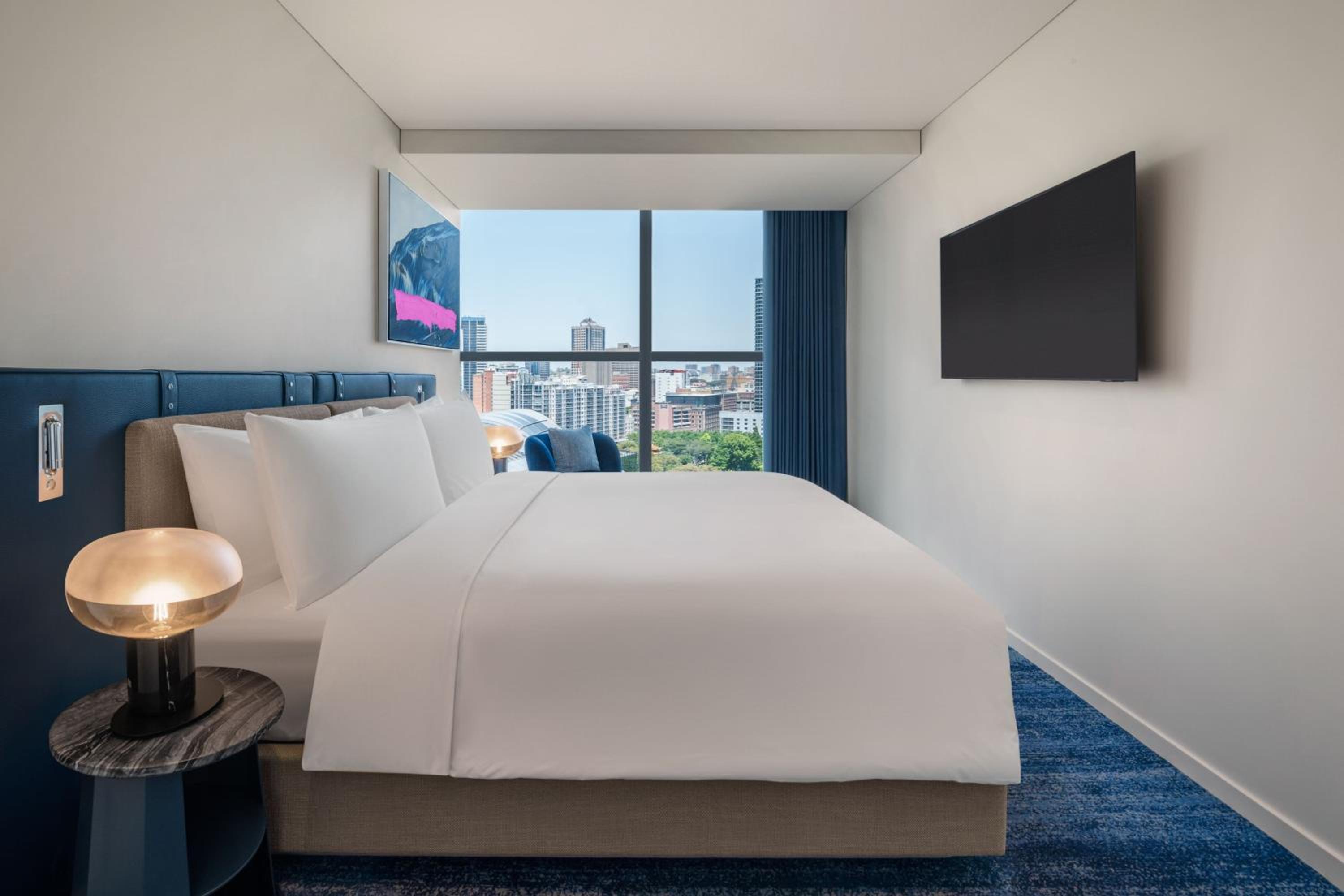 Deluxe Studio, Studio, 1 King, City view